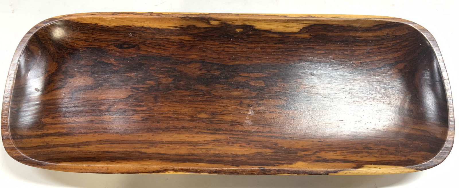 Carved Wooden Serving Dish Brown (1 of 6)