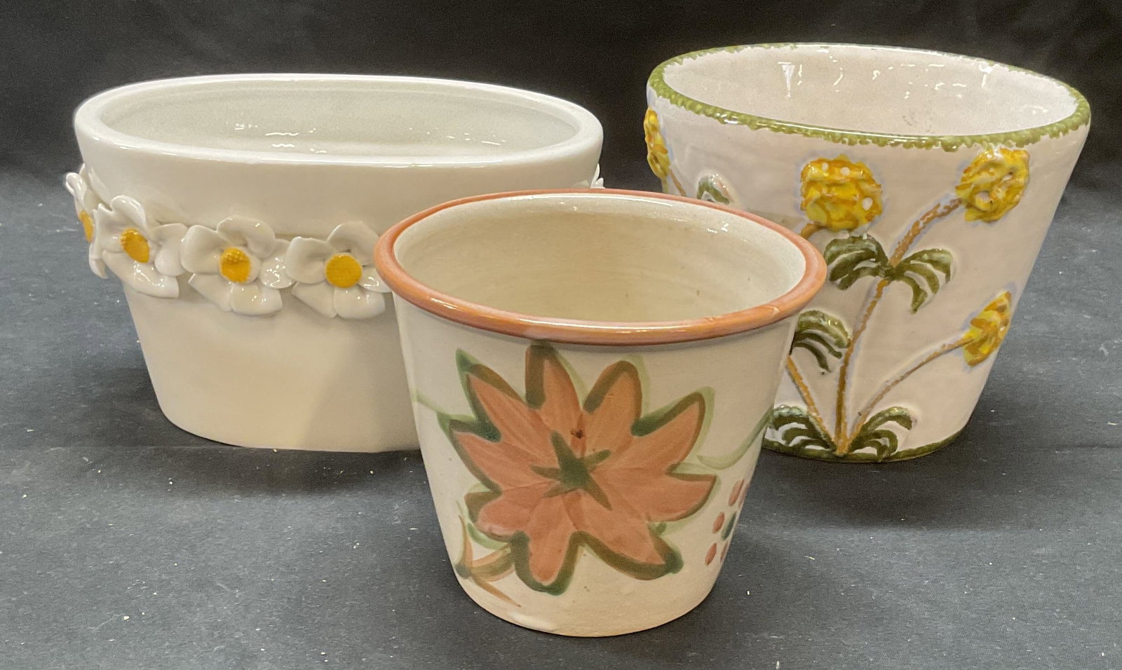 Lot 3 Louisville Stoneware & Ceramic Planters (1 of 10)