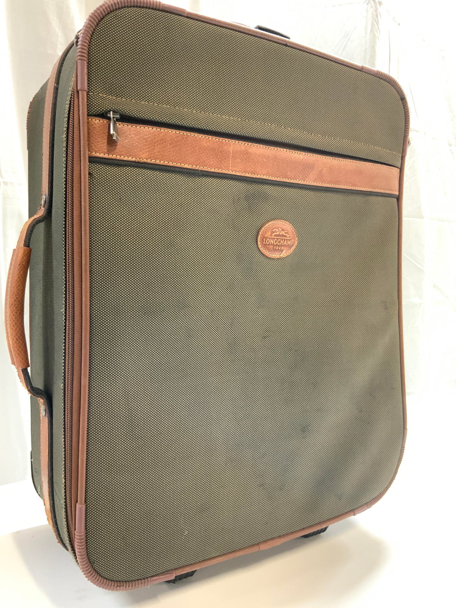 LONGCHAMP Rolling Carry On Luggage Travel Bag (1 of 9)