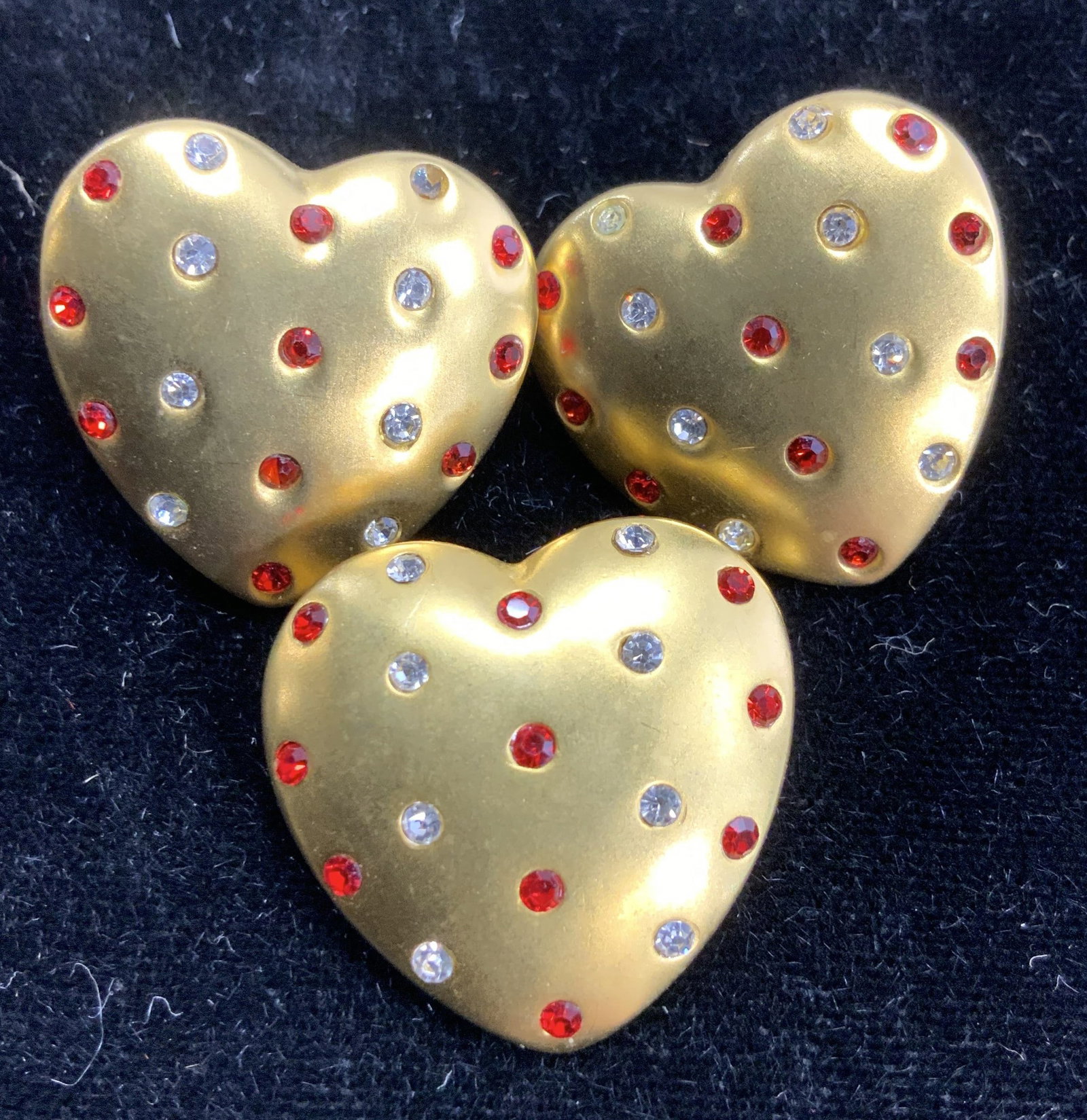 Metropolitan Museum of Art Jewelry Set, Earrings&Pin (1 of 6)