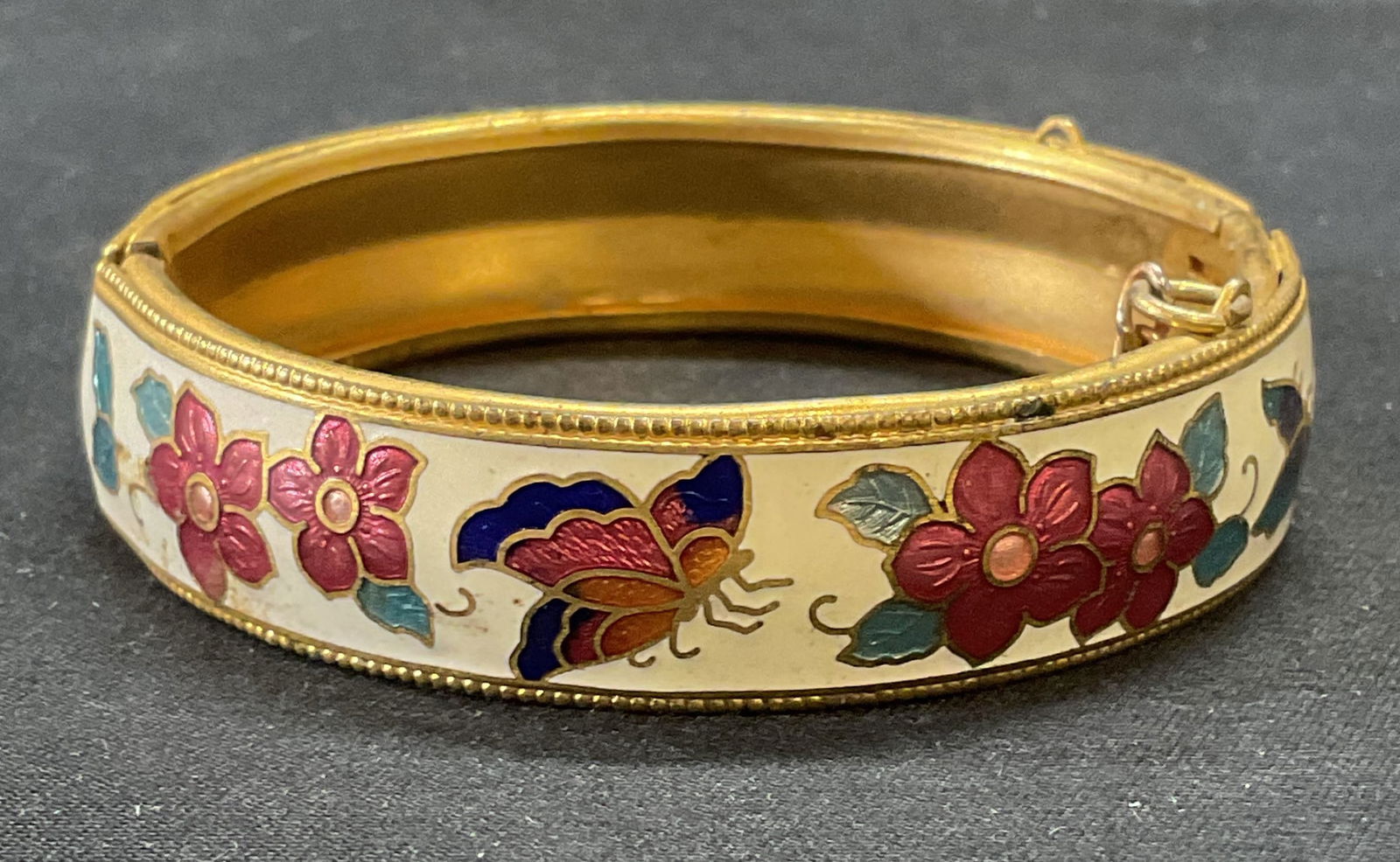 Vintage Gold Tn Enameled Floral Bracelet (1 of 6)