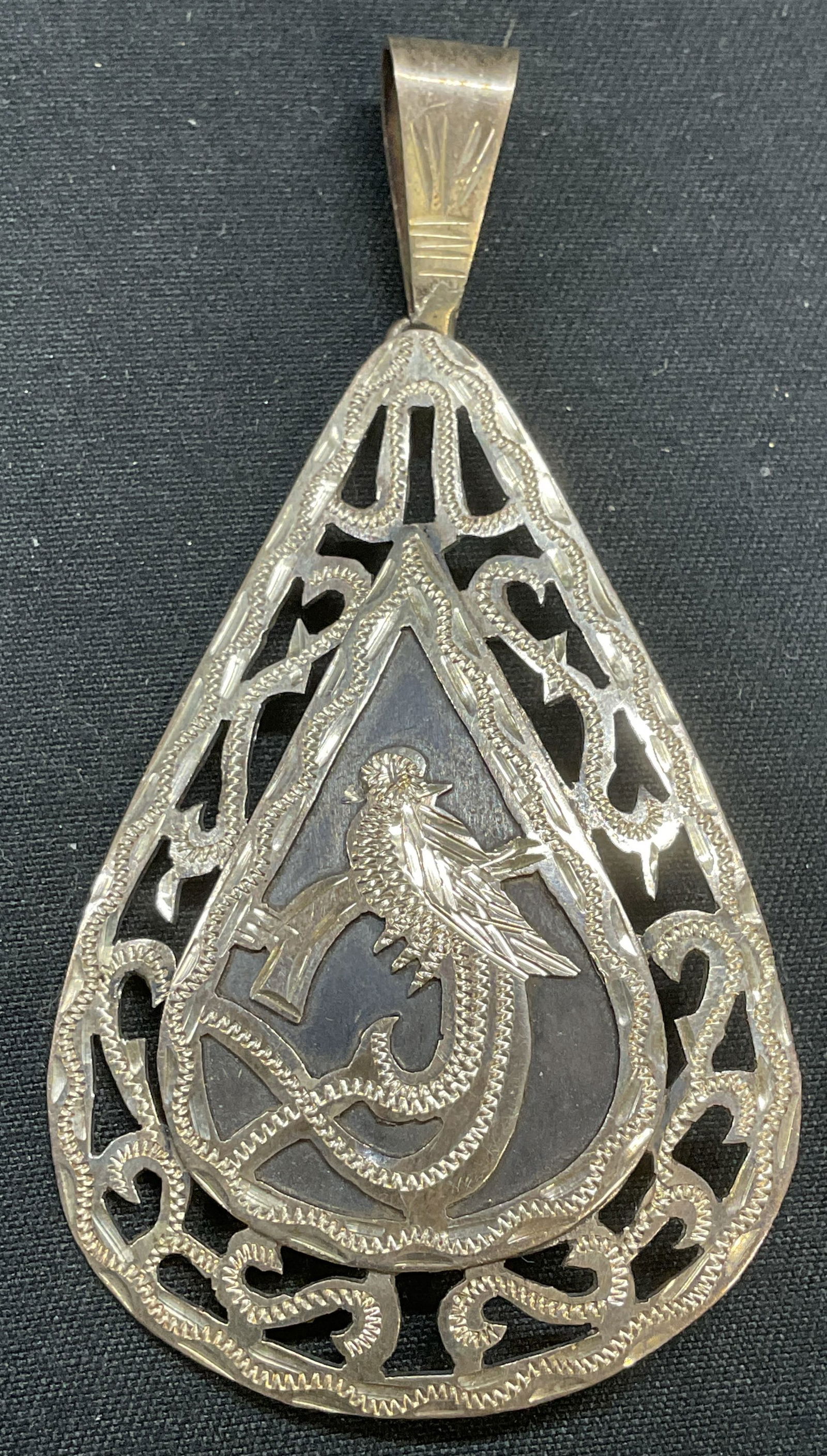 Signed Gurte 900 Silver Quetzal Bird Brooch (1 of 7)
