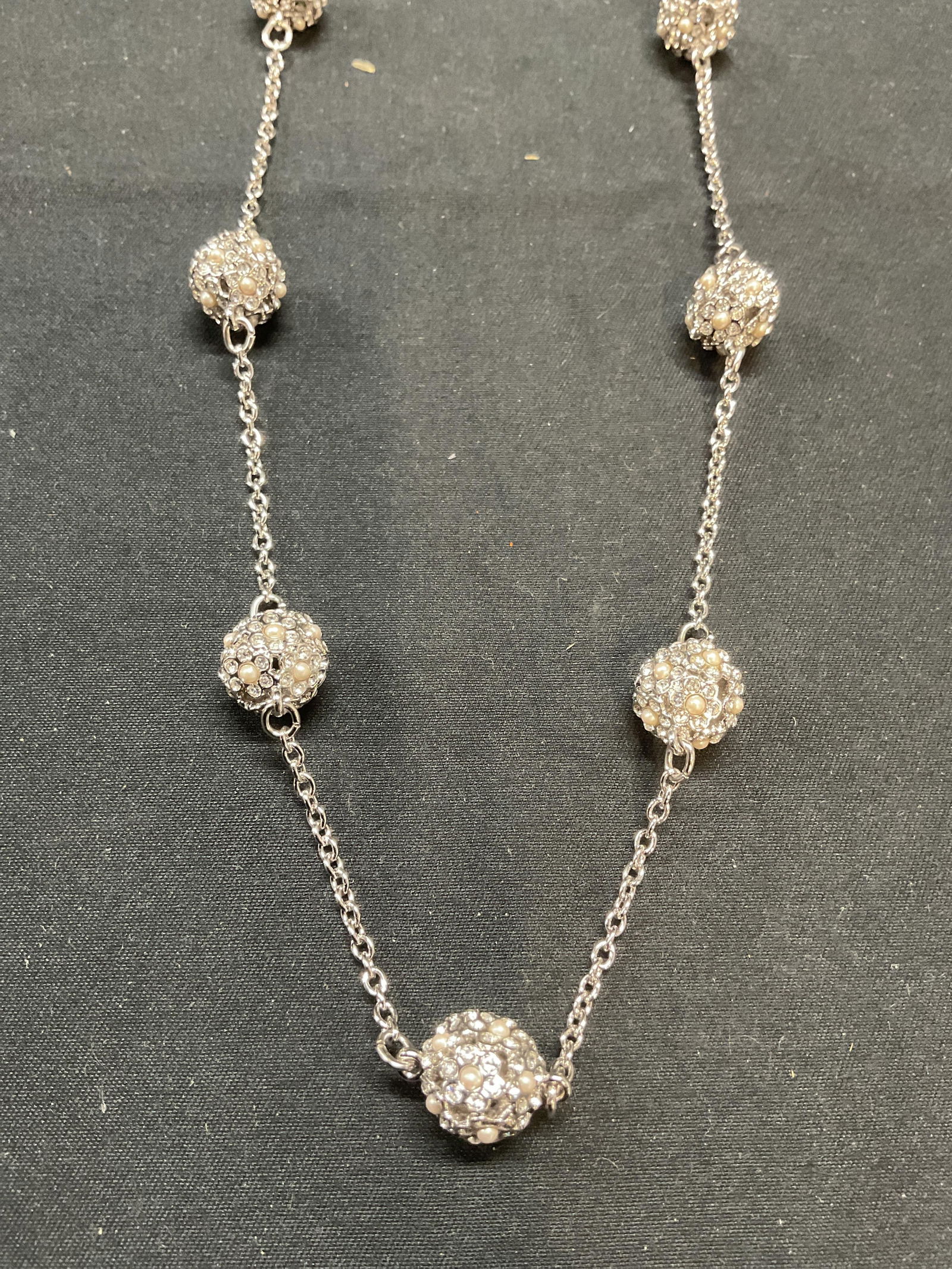 Kate Spade Silver Tone Crystal Necklace NWT (1 of 6)