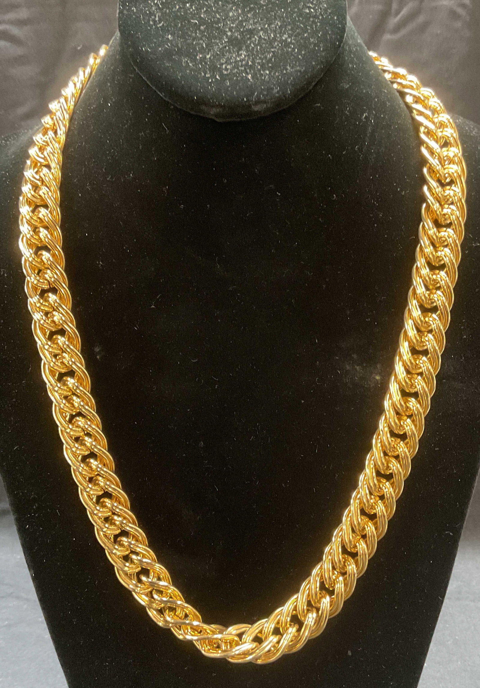 Gold Tone Heavy Curb Chain Necklace: Gold tone curb chain necklace. Piece has weight. Drop length approx. 11.5 inches. Some surface wear including scratching observed. Jewelry, estate jewelry, costume jewelry, cocktail jewelry, fashion j