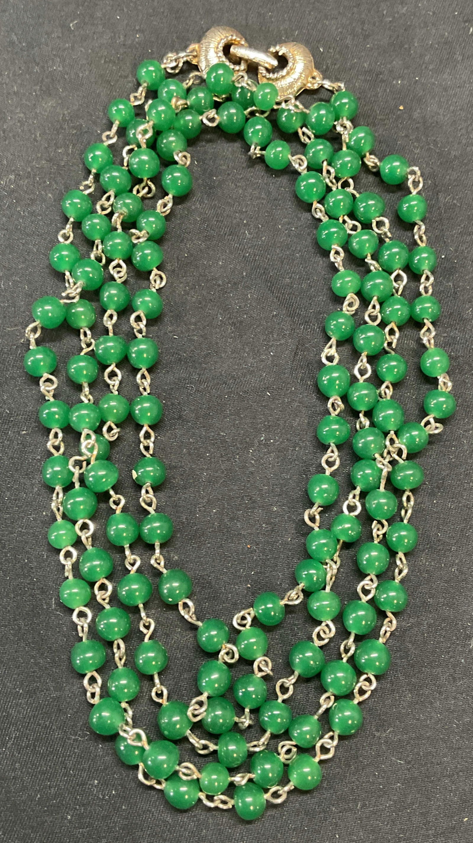 Vintage Silver Tone Green Beaded Necklace (1 of 7)