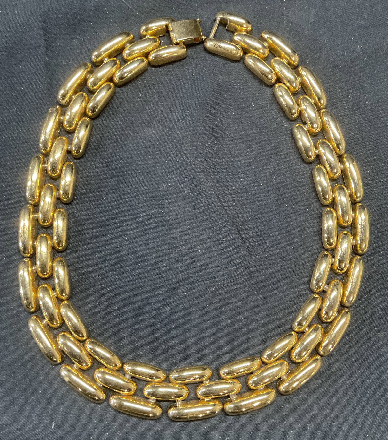 Heavy Gold Tone Chain Choker Necklace: Gold tone chain choker necklace . Piece has weight. Drop length approx. 6.25 inches. Some surface wear including scratching observed. Jewelry, estate jewelry, costume jewelry, cocktail jewelry, fashio