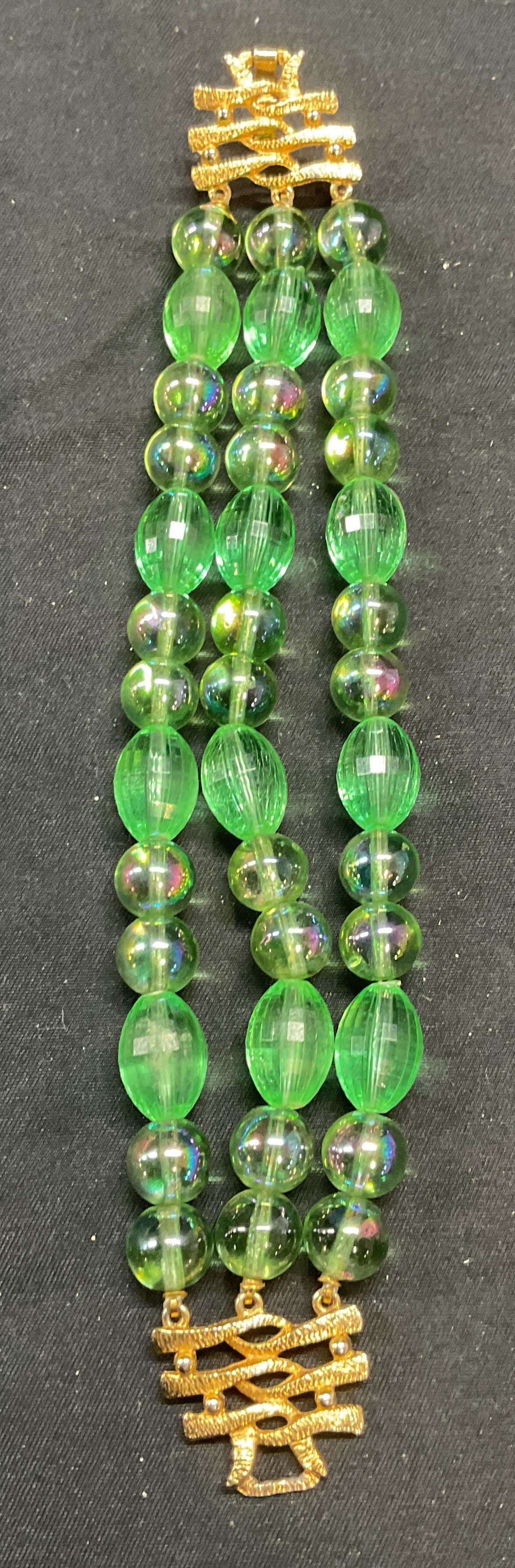 Vintage Green Crystal Beaded Bracelet (1 of 6)