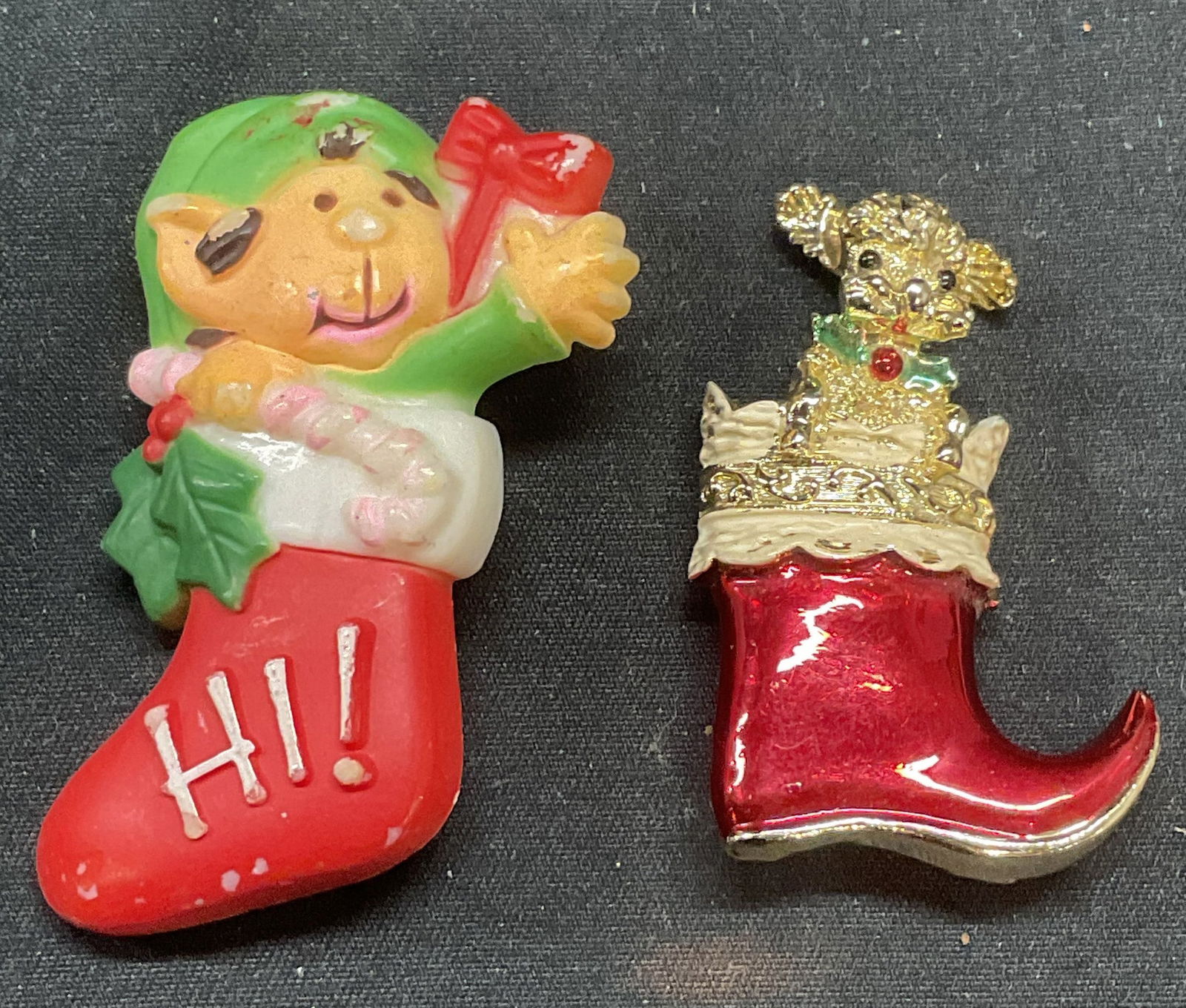 Lot 2 Gerrys & AG Christmas Stocking Brooches (1 of 7)