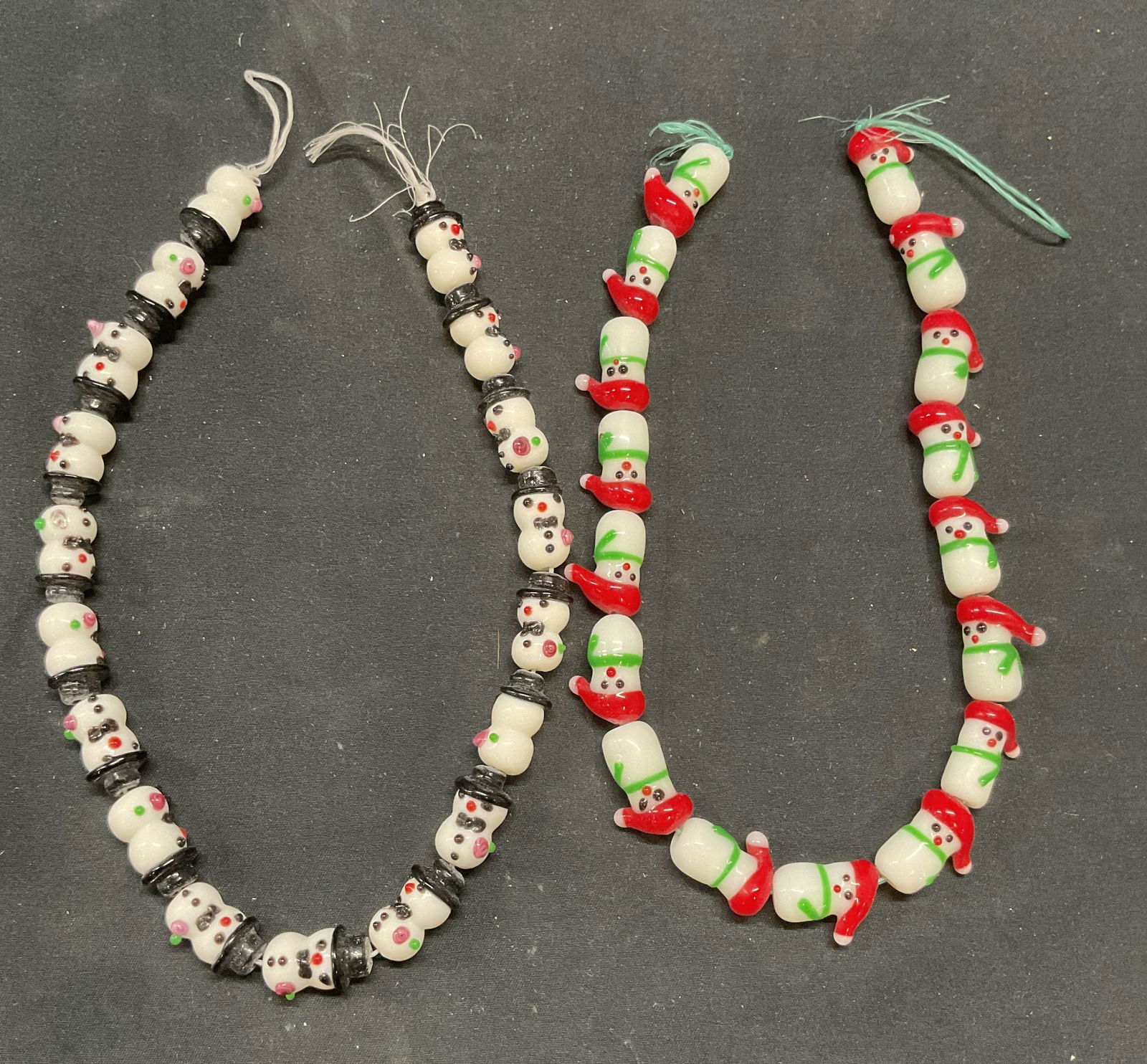 Lot 2 Art Glass Snowman Bead Strands (1 of 6)