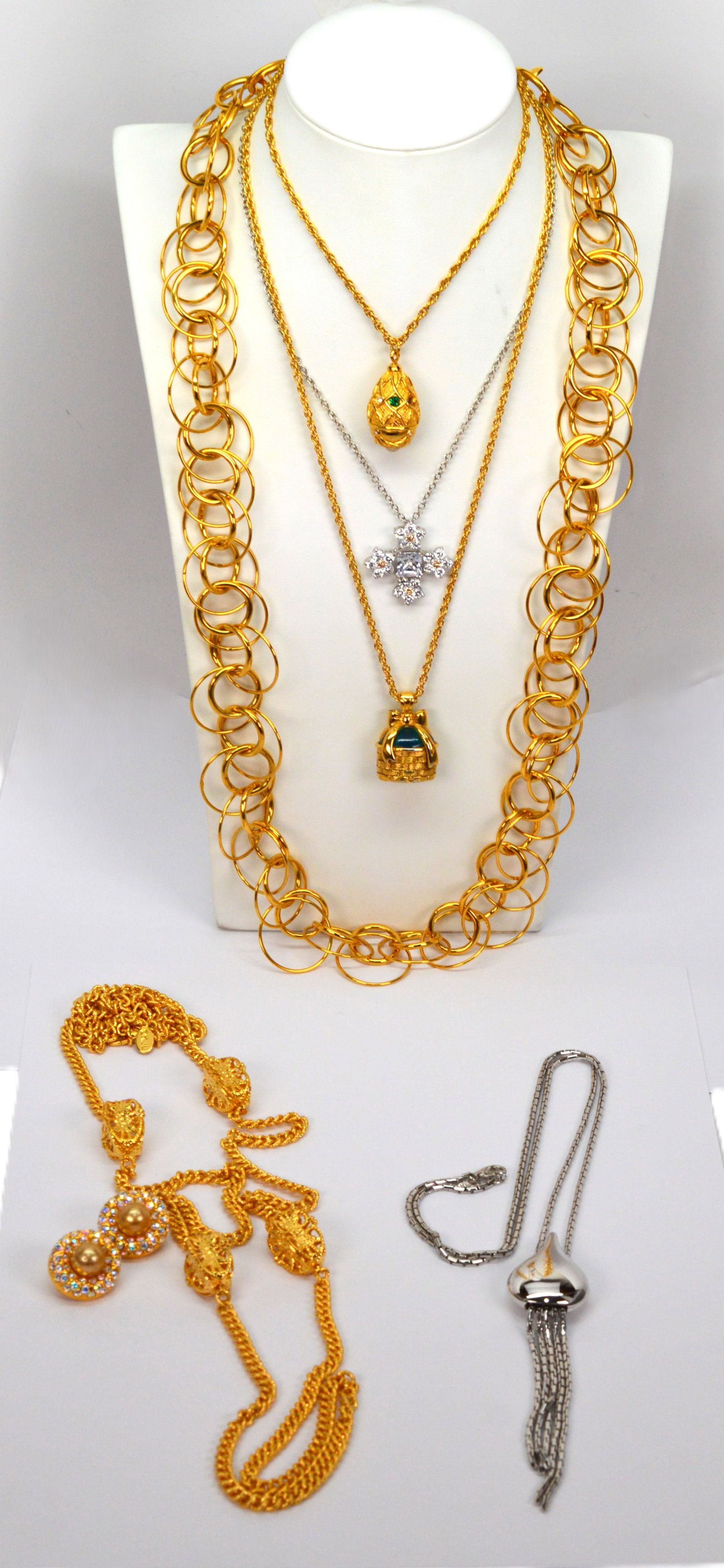 Makers Lot of Fashion Jewelry Monet, Joan Rivers +: Monet, Joan Rivers, Kenneth Jay LaneFabulous Makers Lot of Fashion JewelryIncluded are FOUR Vintage Joan Rivers necklaces. A Nolan Miller crystal floral pendant necklace. A pair of crystal, faux pearl