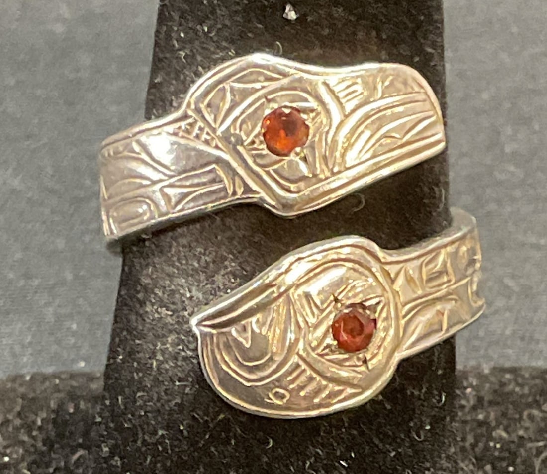 G Chilton Carved Sterling Silver Lovebird Ring (1 of 7)