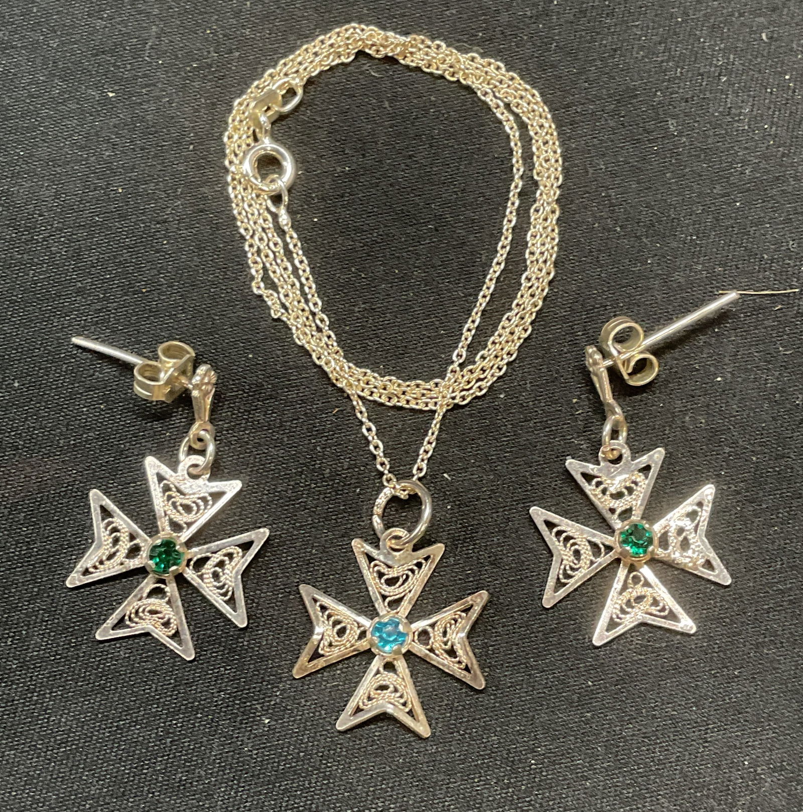 Lot 2 Sterling Silver Filigree Necklace & Earrings (1 of 6)