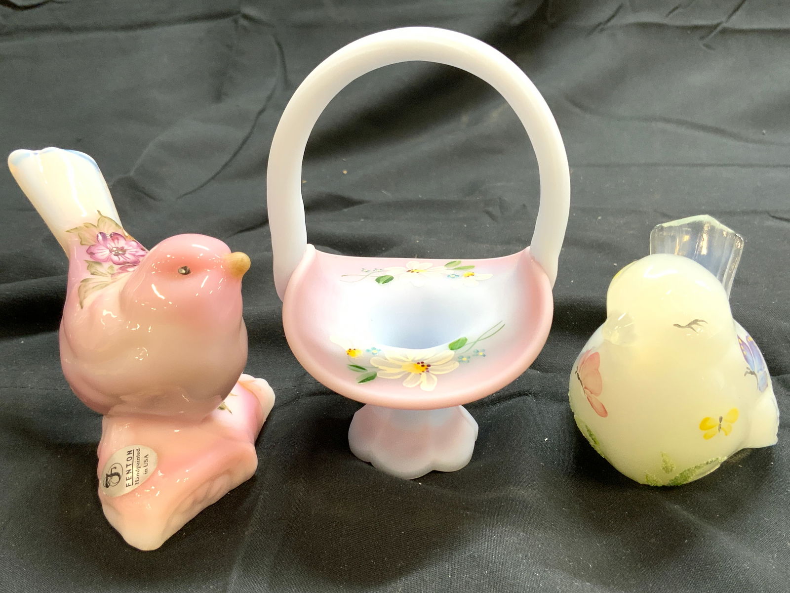 FENTON Lot 3 Signed Art Glass Birds & Basket (1 of 9)