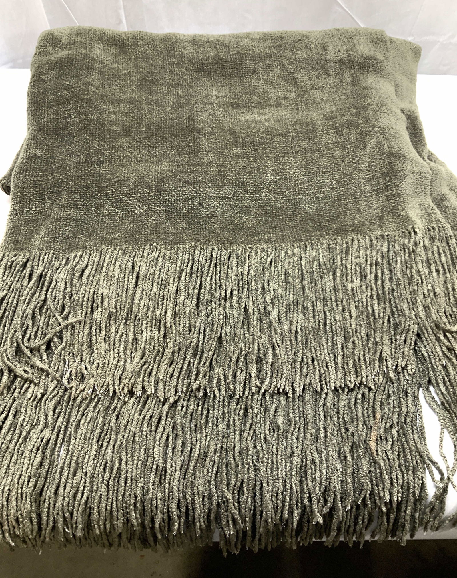 Jeffrey Aronoff Green Chenille Throw w Tassels (1 of 6)