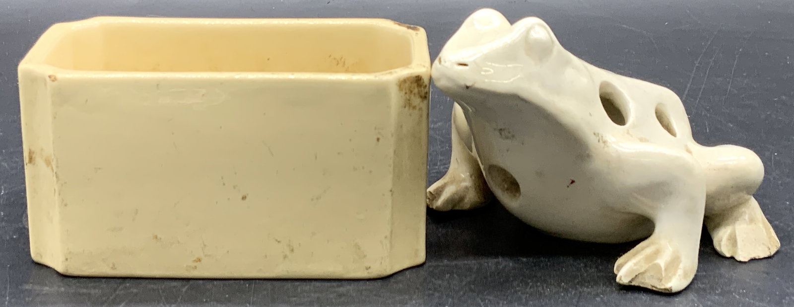 Lot 2 Vintage Ceramic Frog Figural & VITREO Vessel (1 of 6)