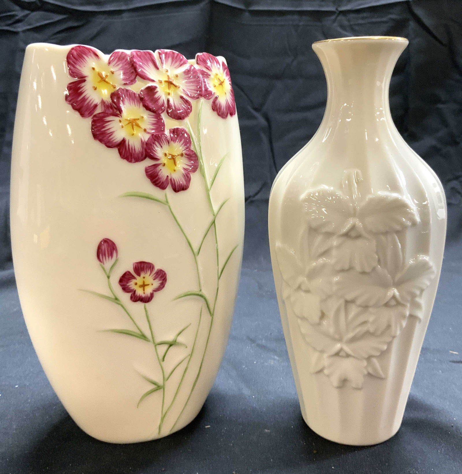 Lot 2 LENOX & NANTUCKET HOME Porcelain Vases (1 of 7)