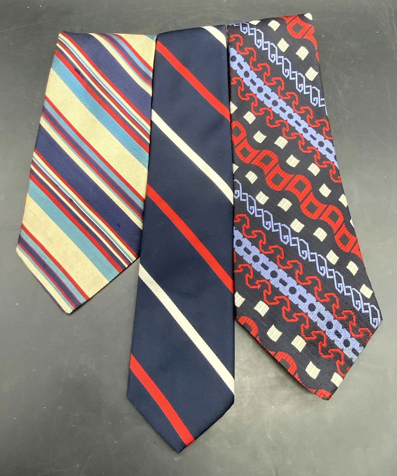 Lot 3 Vintage Patterned Ties, TERGAL & TAYLOR LTD+ (1 of 8)