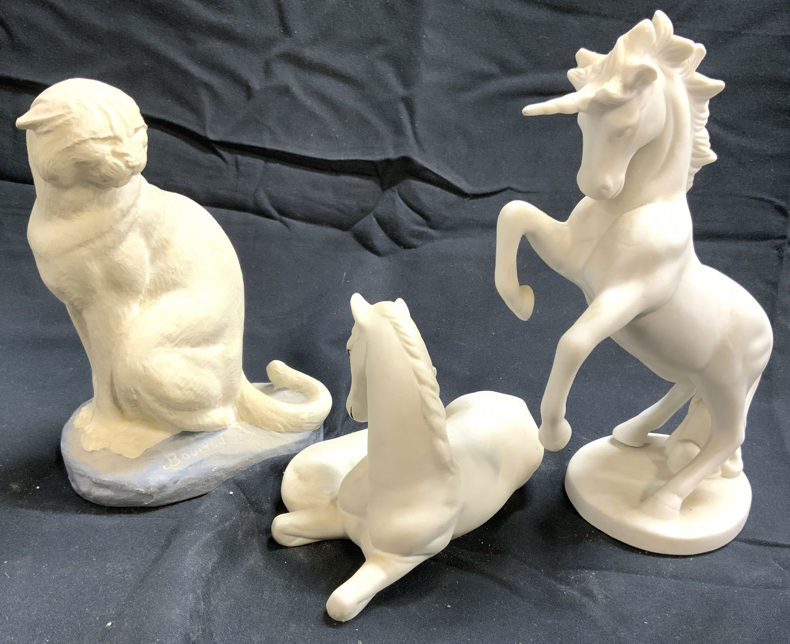 Lot 3 Ceramic & Porc Horse Unicorn & Cat Figurals (1 of 11)