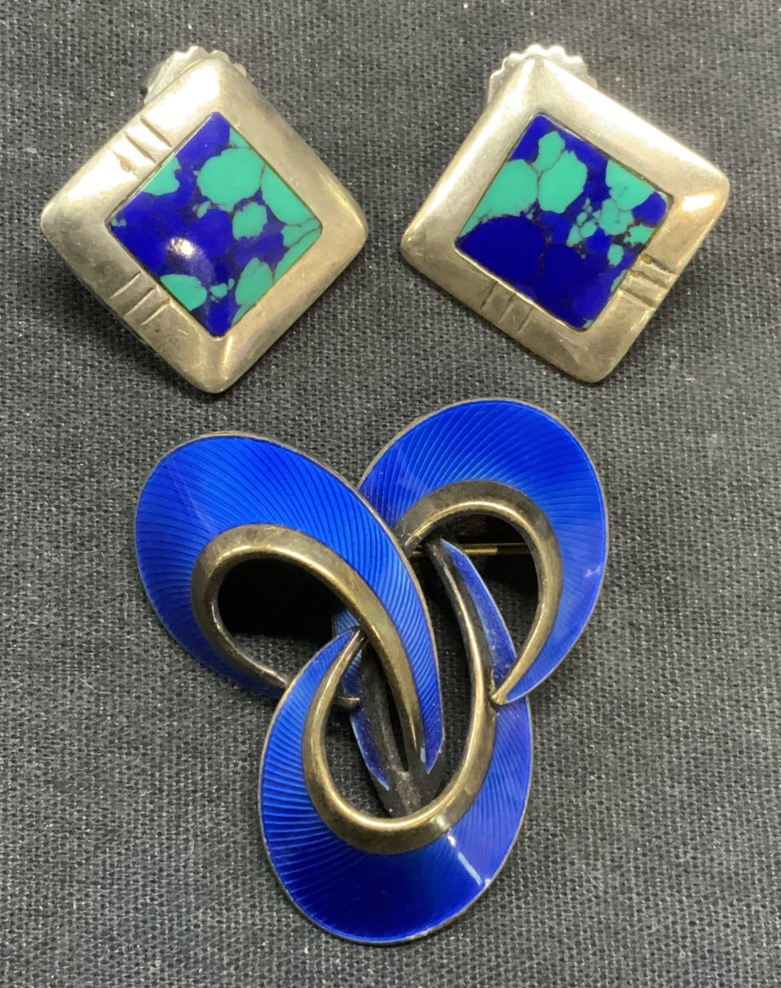 Lot 2 Vintage Sterling Silver Brooch & Earrings (1 of 6)