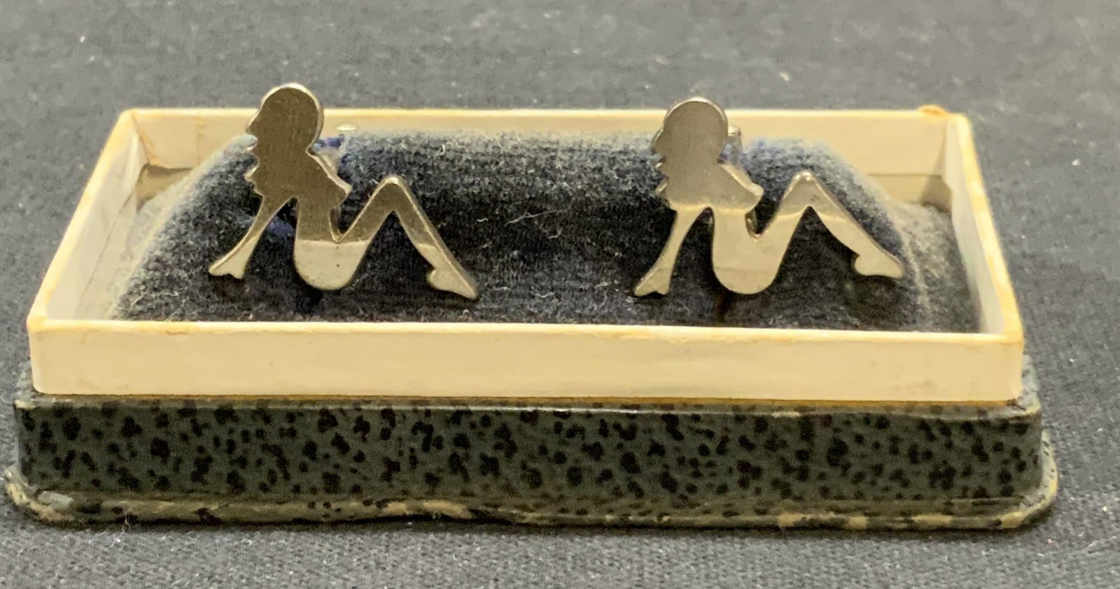 Vtg Sterling Silver Pinup Figure Cufflinks (1 of 6)