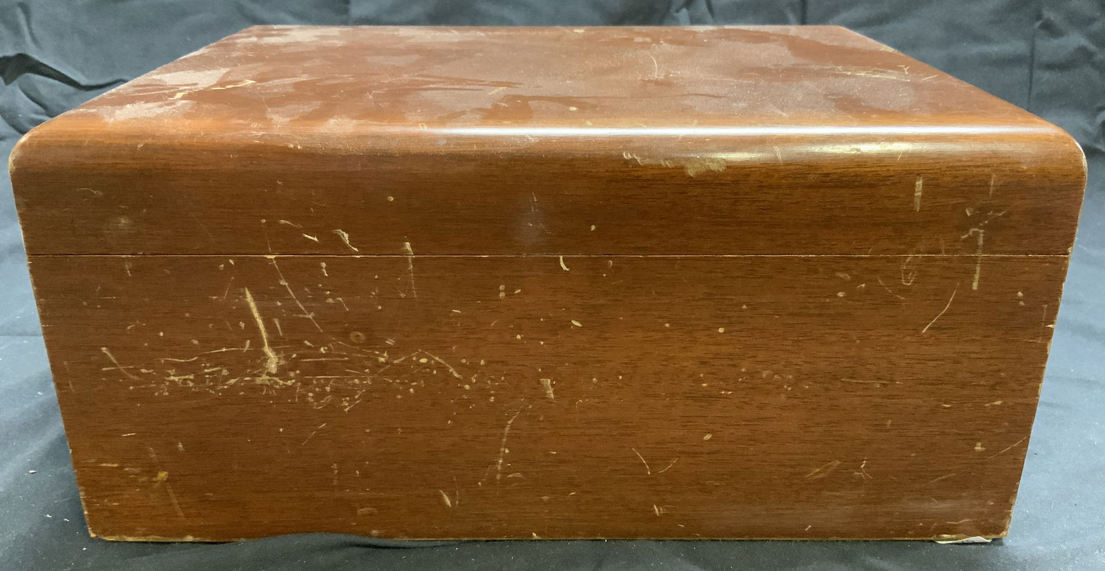 DUNHILL Vintage Wooden Humidor Brown (1 of 7)