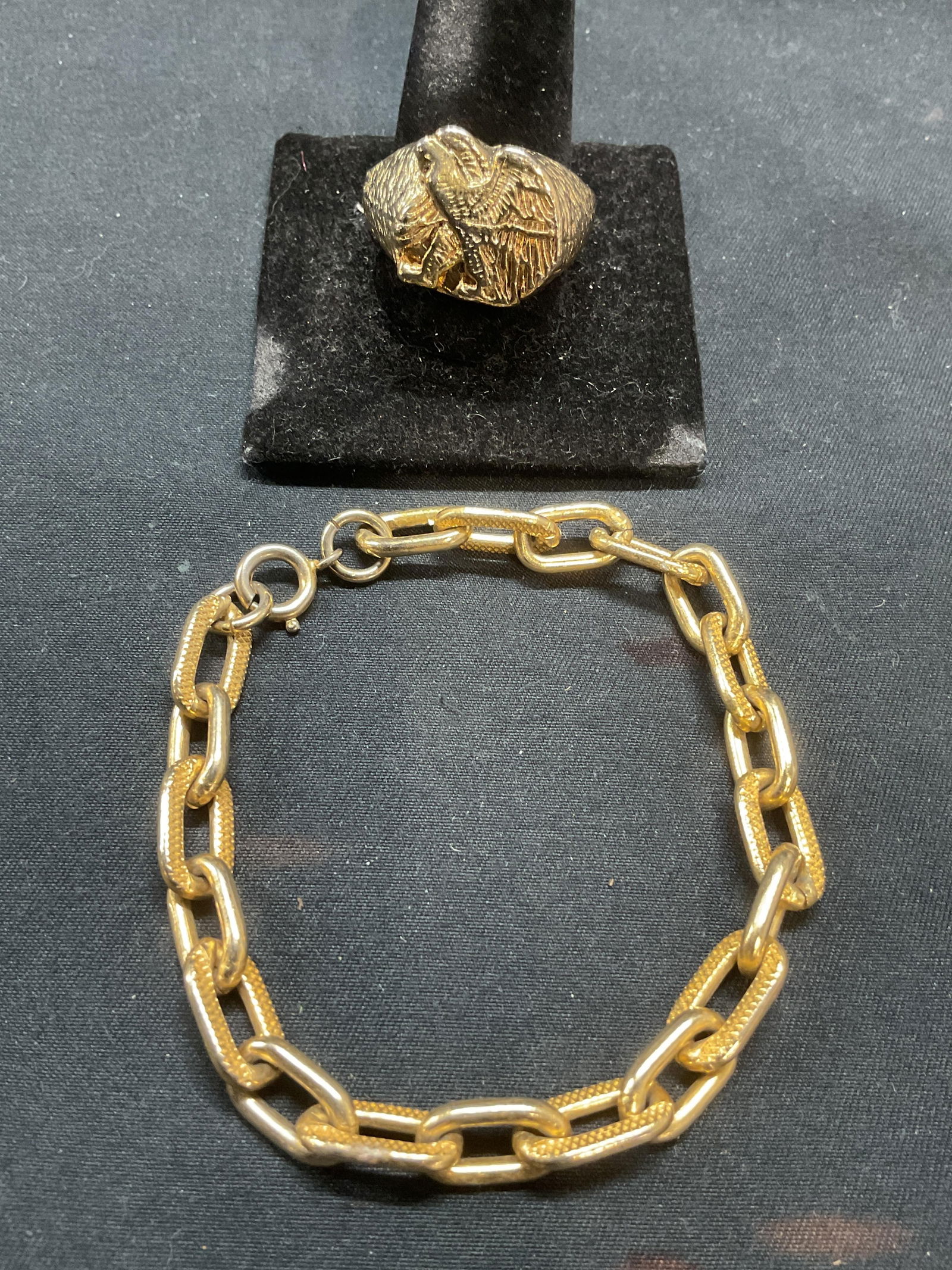 Lot 2 Gold Tone Eagle Ring & Chain Bracelet (1 of 6)