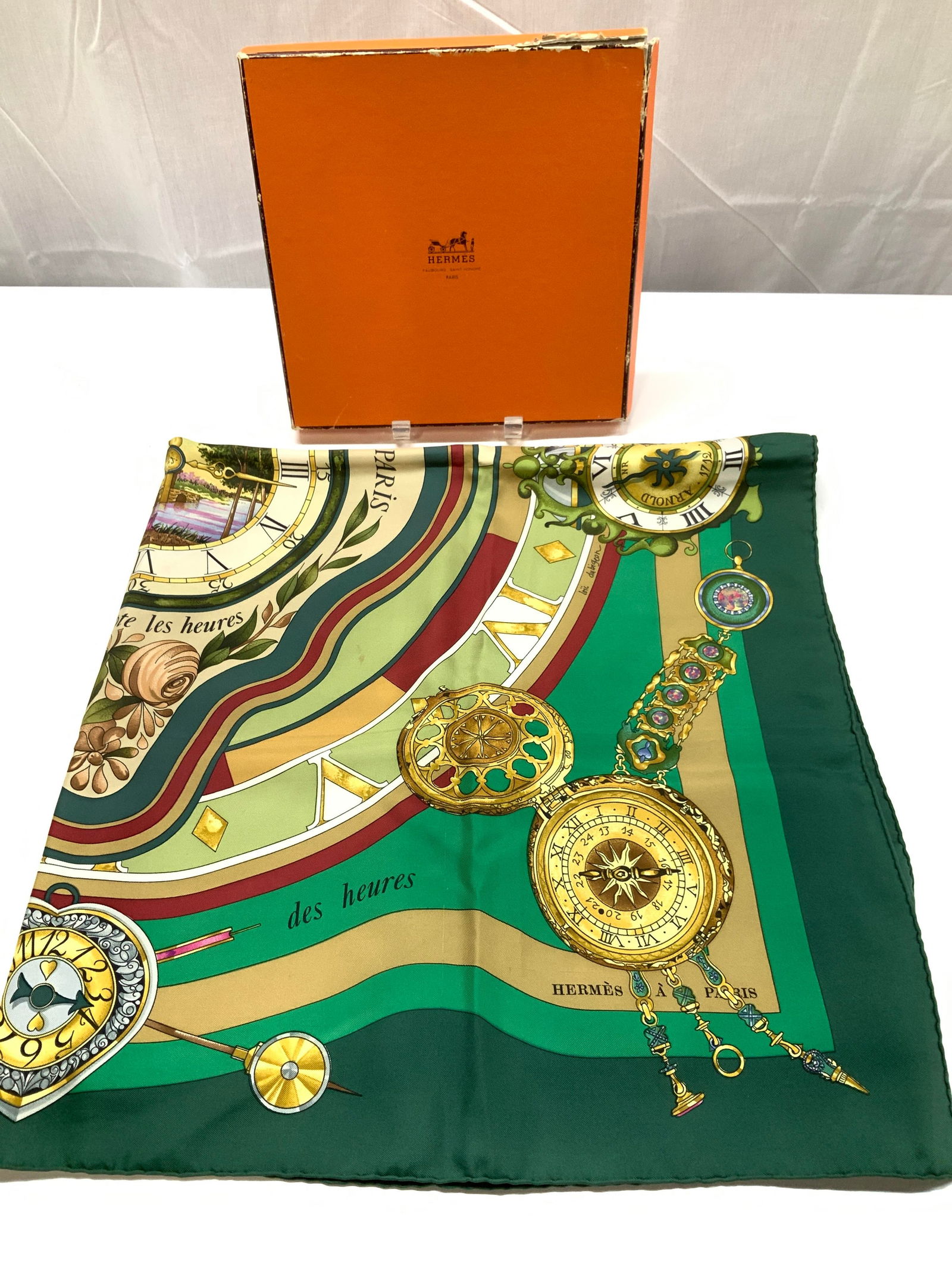 HERMES Paris La Ronde De Heures Silk Scarf, Bx (1 of 10)