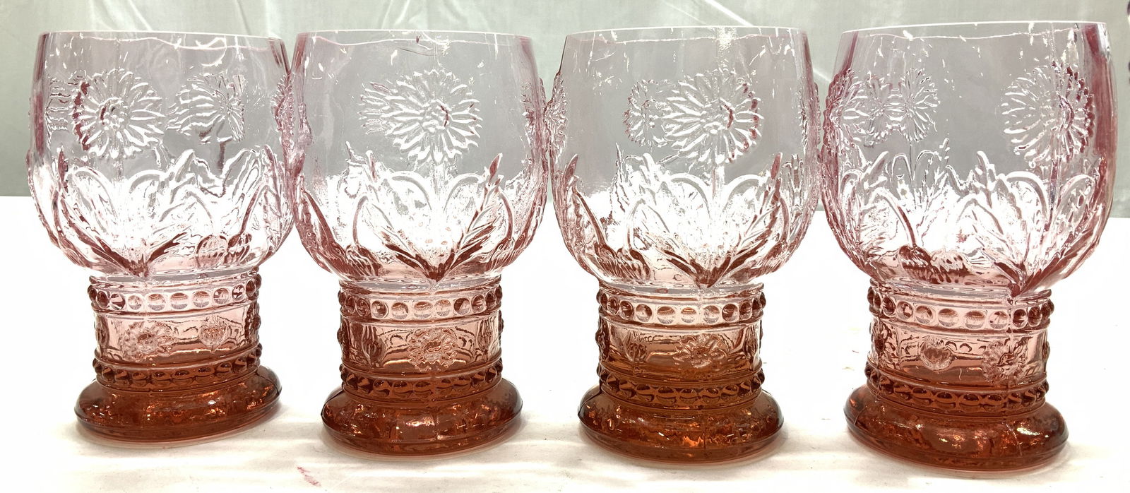 Set 4 ANTHROPOLOGIE Helianthus Pink Glass Goblets (1 of 6)