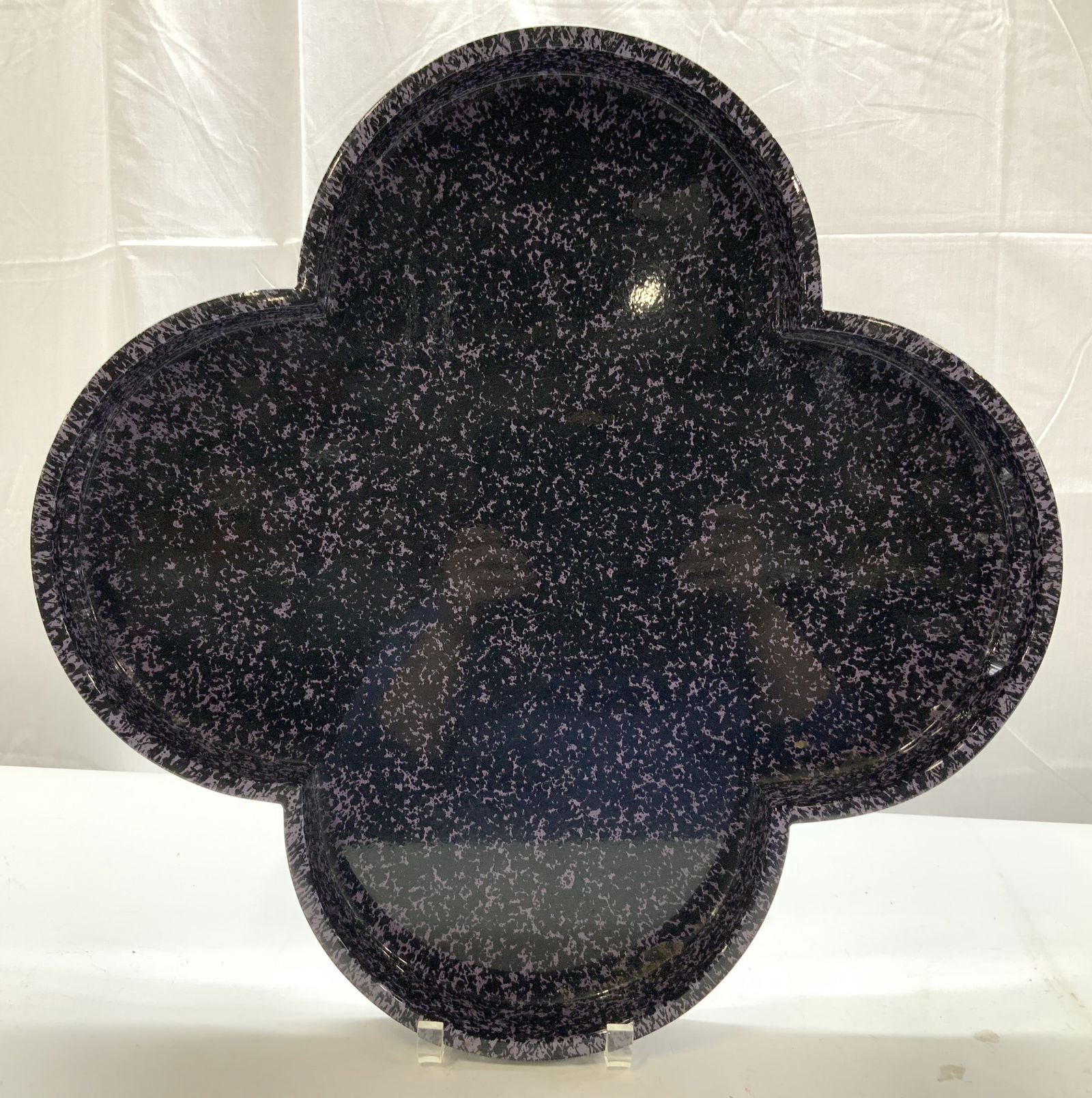 Jonathan Adler Quatrefoil Serving Tray (1 of 6)