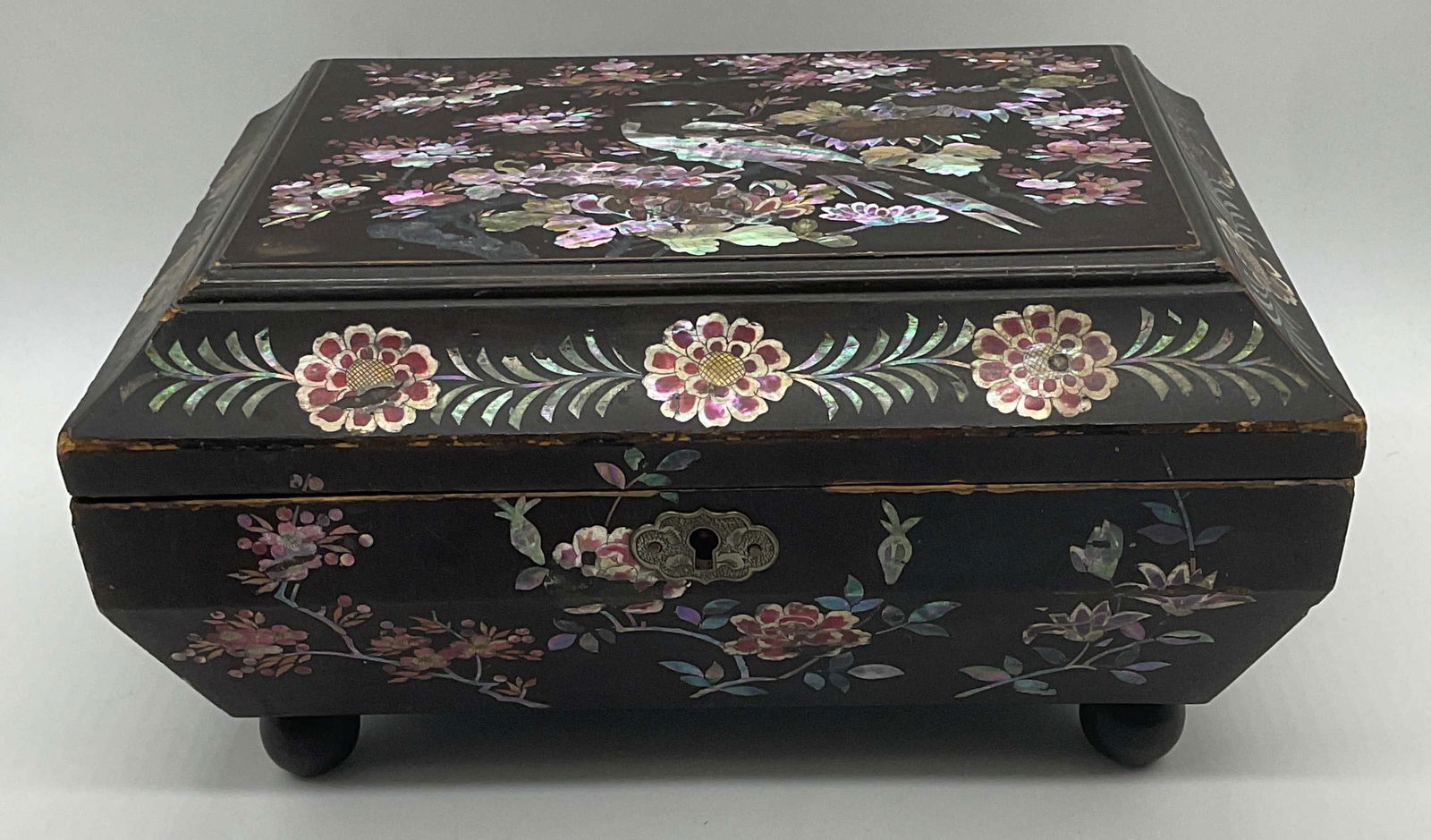 Antique Chinoiserie Wood MOP Inlay Box (1 of 11)