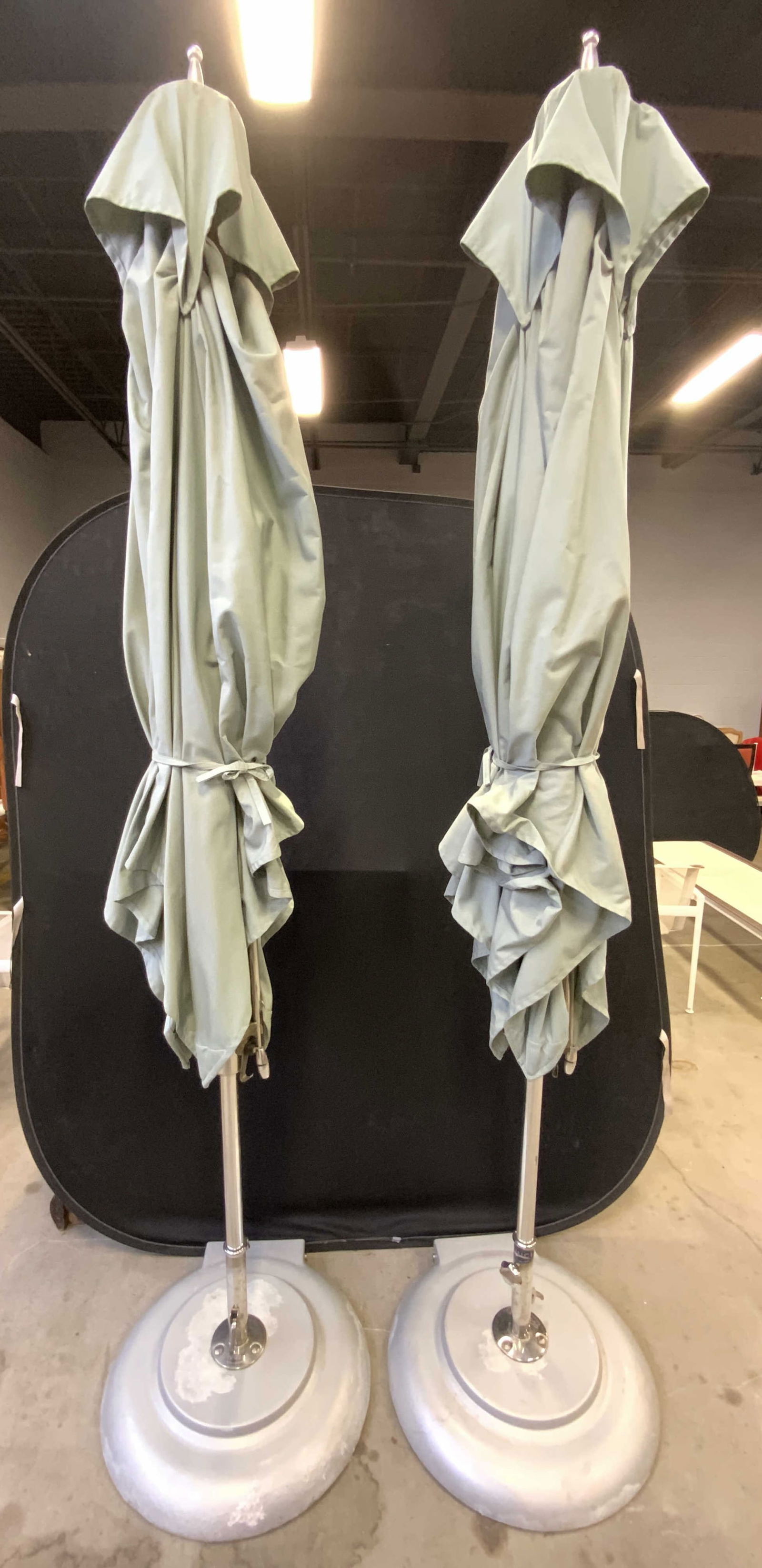 TUUCI Pair Outdoor Patio Umbrellas (1 of 7)