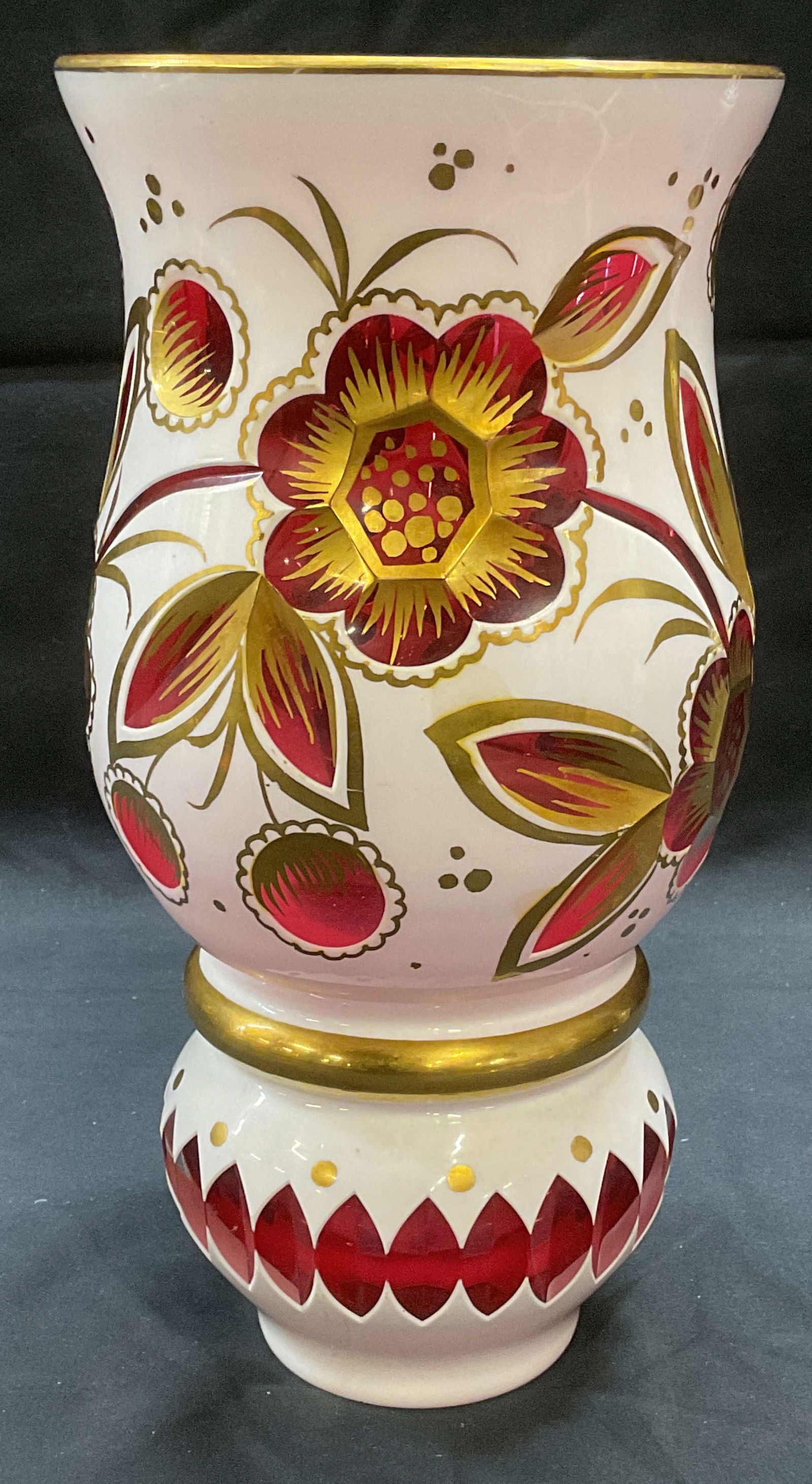 Vntg Cameo White to Ruby Gilt Art Glass Vase (1 of 6)