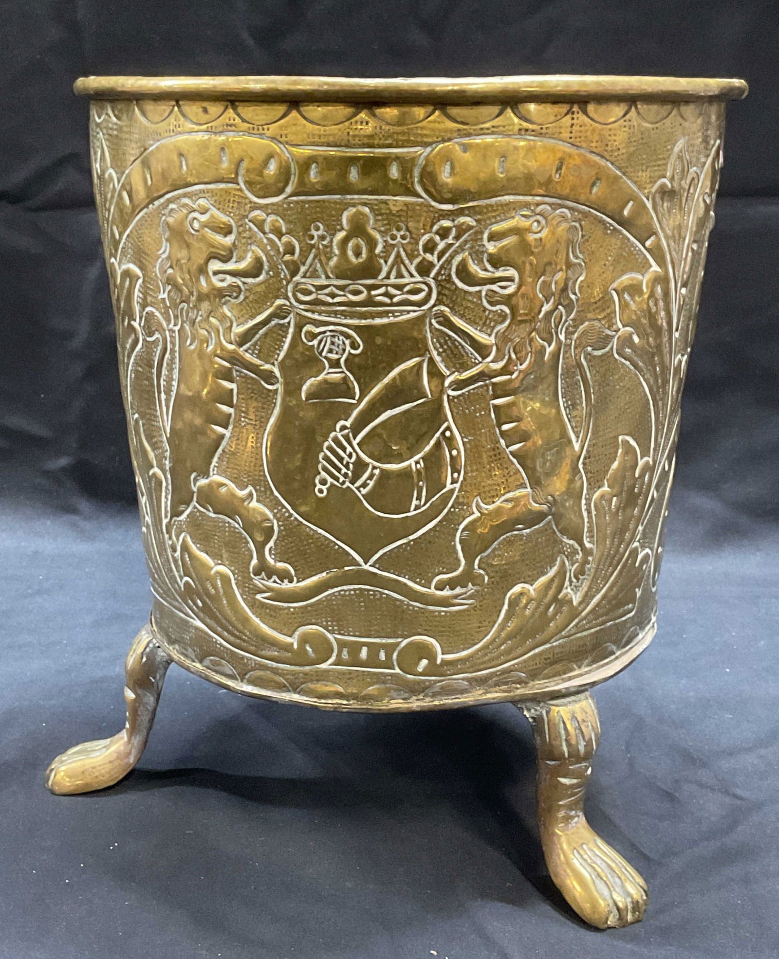 Vintage Footed Brass Figural & Lion Planter (1 of 7)