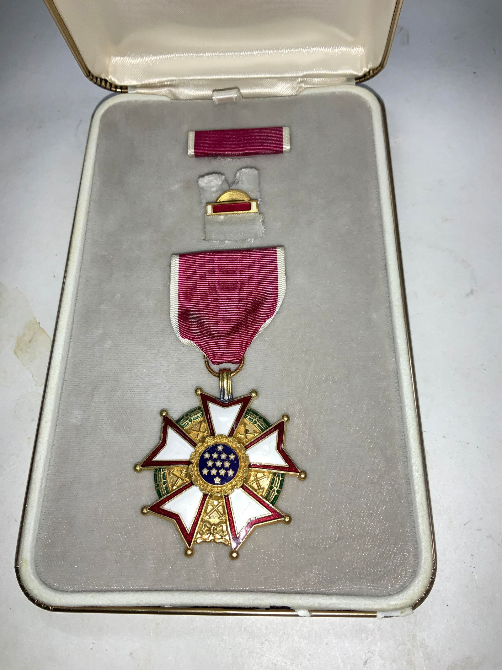 U.S. Legion of Merit Metal & Pins, 3 , Box (1 of 6)