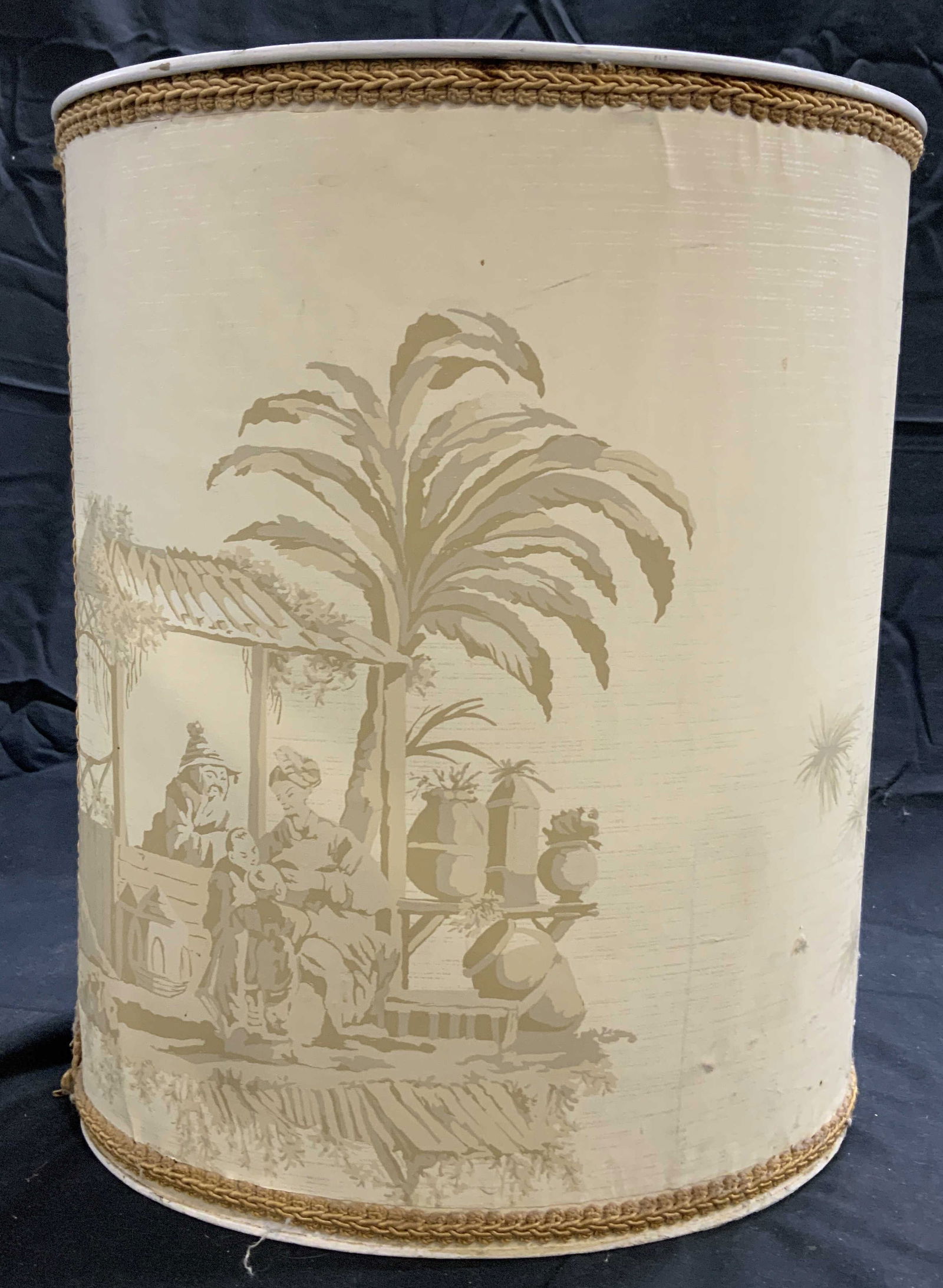 RANSBURG Toleware Bin W Landscape & Figural Derail (1 of 8)