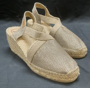 Toni Pons Tan Espadrille Wedge Heels NWOT