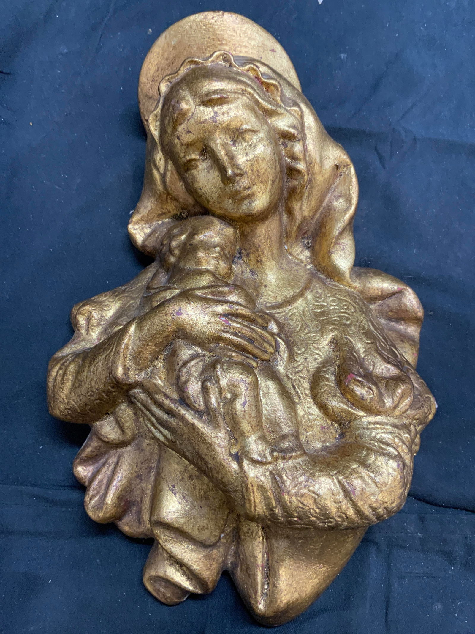 Gilt Plaster Mother & Child Wall Hanging (1 of 6)