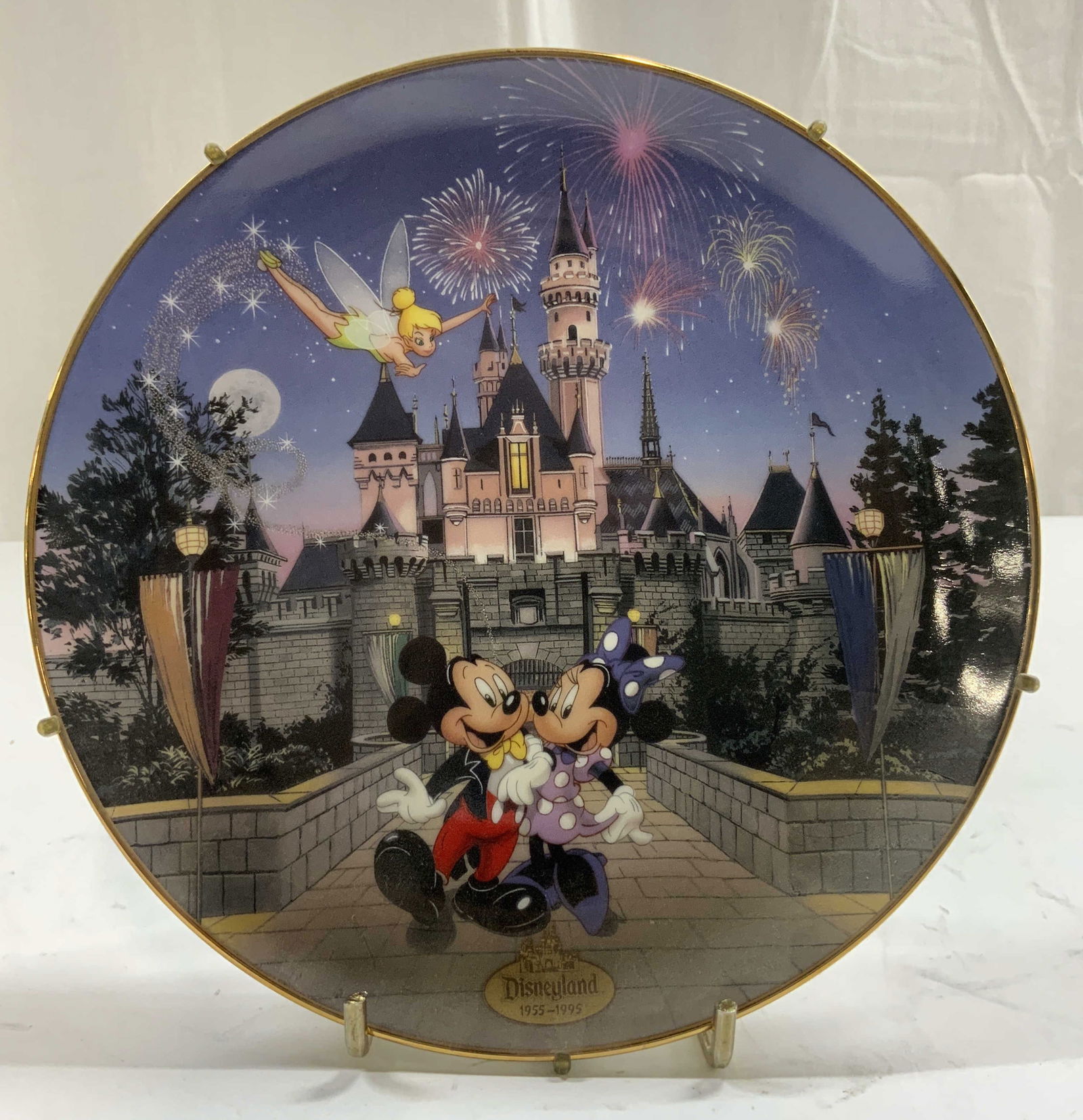 SLEEPING BEAUTY CASTLE Disney Porc Plate W Holder (1 of 7)