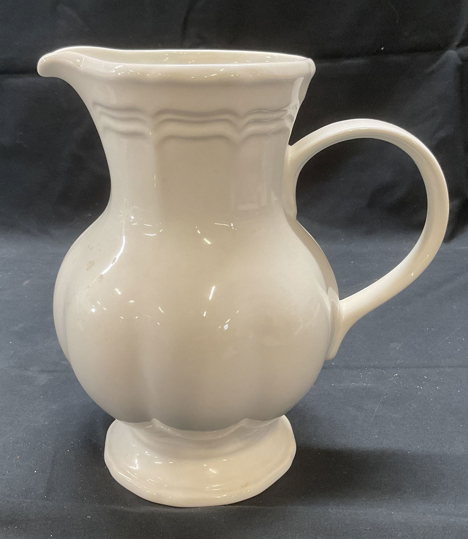 MIKASA French Countryside White Ceramic Pitcher (1 of 6)