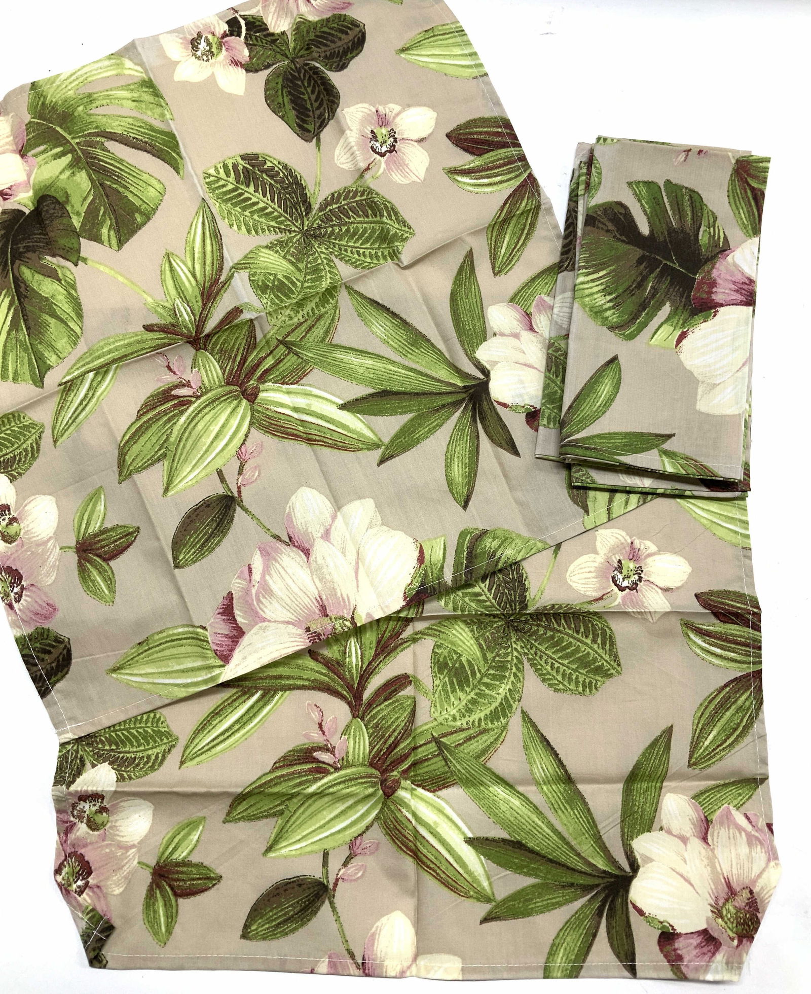 C&F Cotton Floral Napkins 6, Never Used (1 of 6)