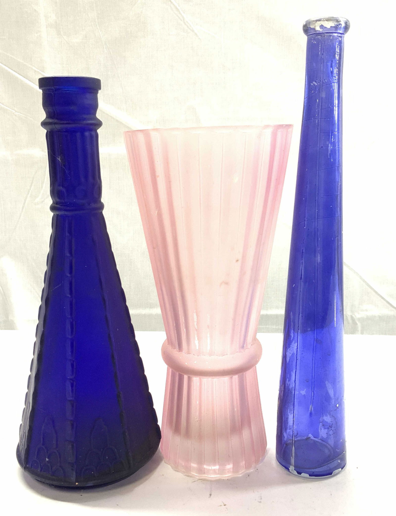 3 Cobalt Blue & Pink Bottles/Vases (1 of 6)