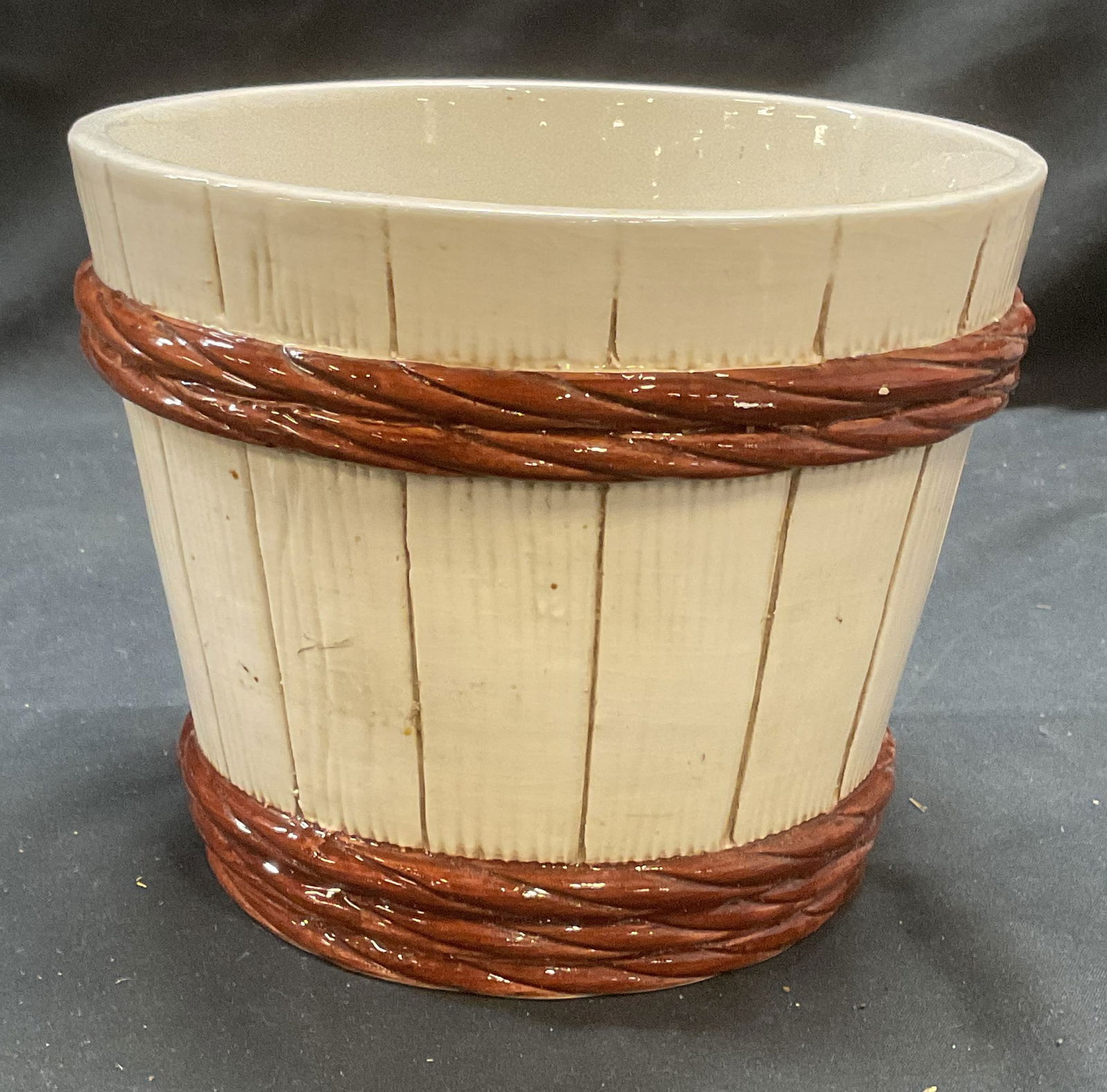 Vntg Ceramic Majolica Barrel Motif Planter, Italy (1 of 6)