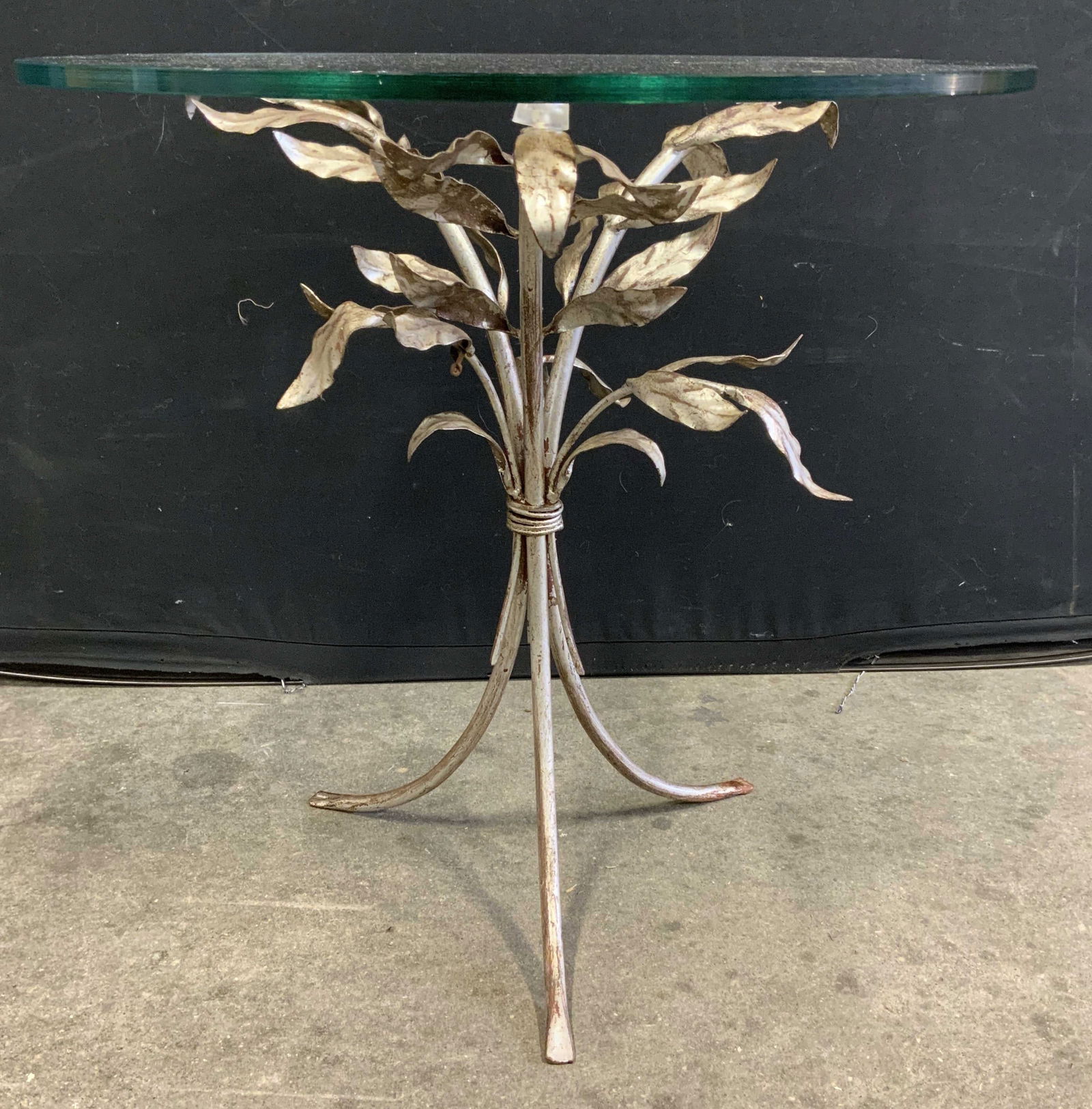 Vine & Leaf Base Side Table W Glass Top (1 of 8)