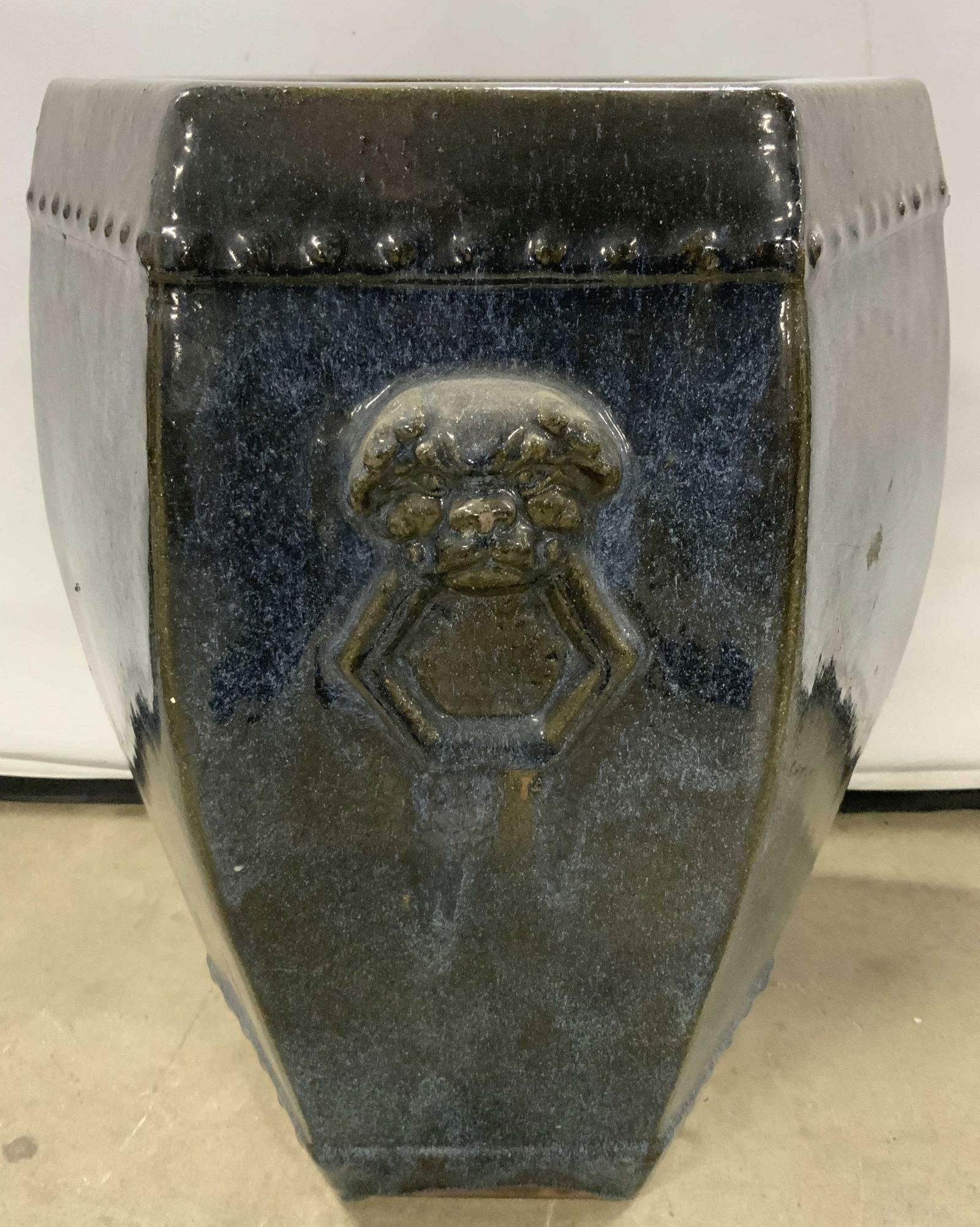 Thick Walled Ceramic Planter W Foo Dog Detail (1 of 8)