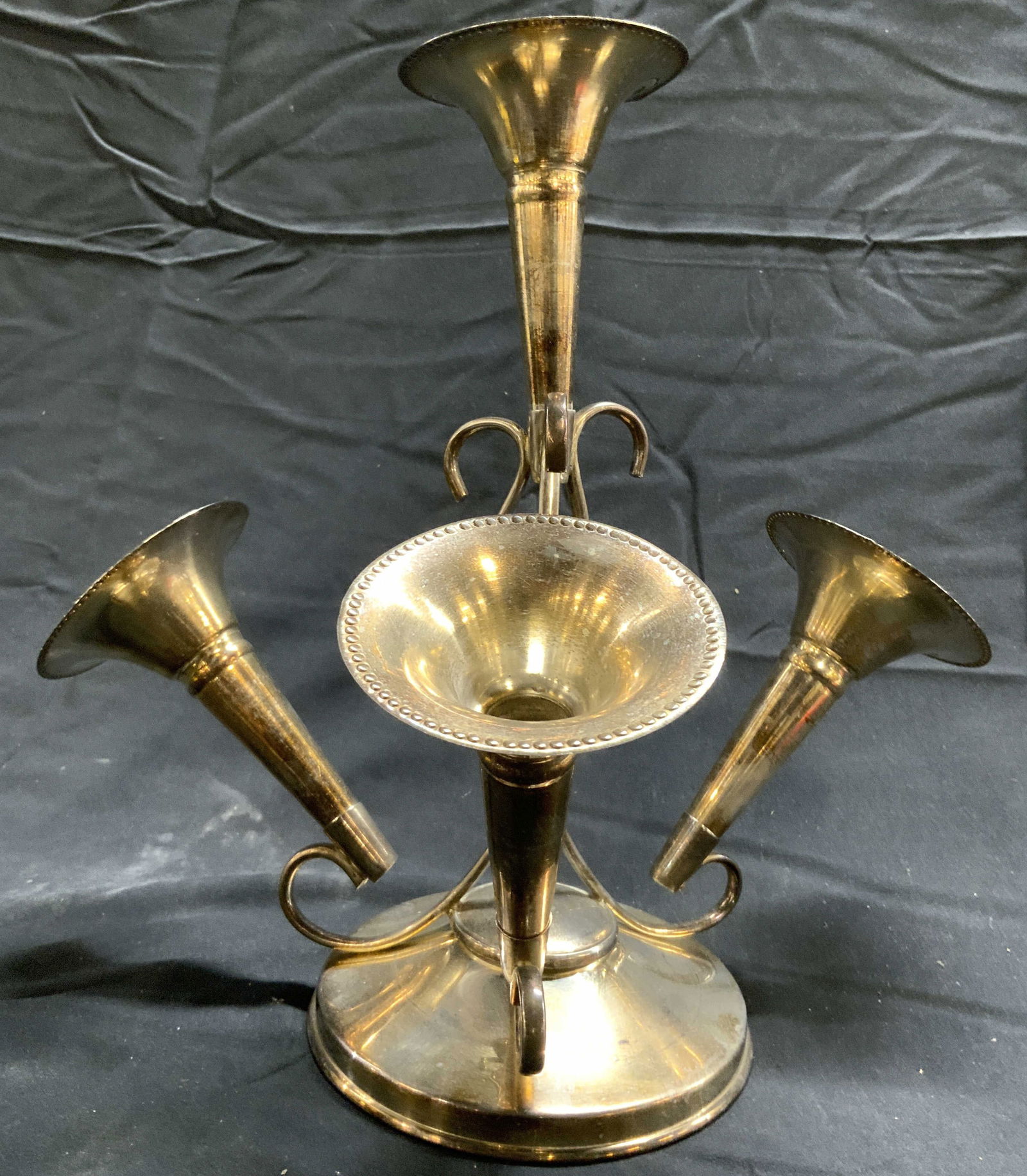 EPNS Vntg 4 Flute Silver Plate Epergne Vase (1 of 8)