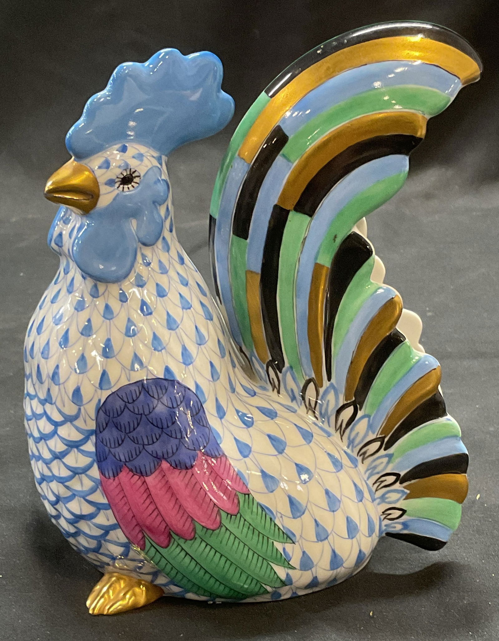 Herend Porcelain Fishnet Sitting Rooster Figural (1 of 6)