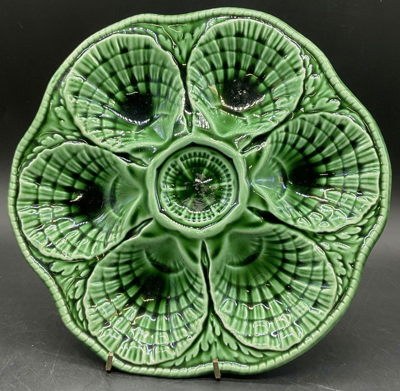 Vintage French Sarreguemines Green Oyster Plate (1 of 8)