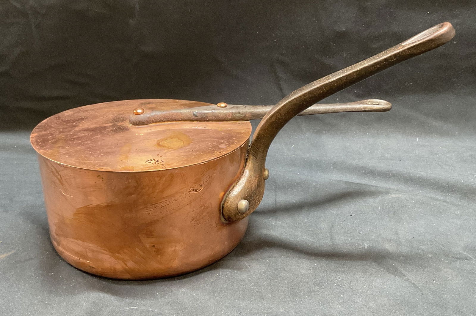 Vntg E Dehillerin Paris Copper Pot with Lid (1 of 7)