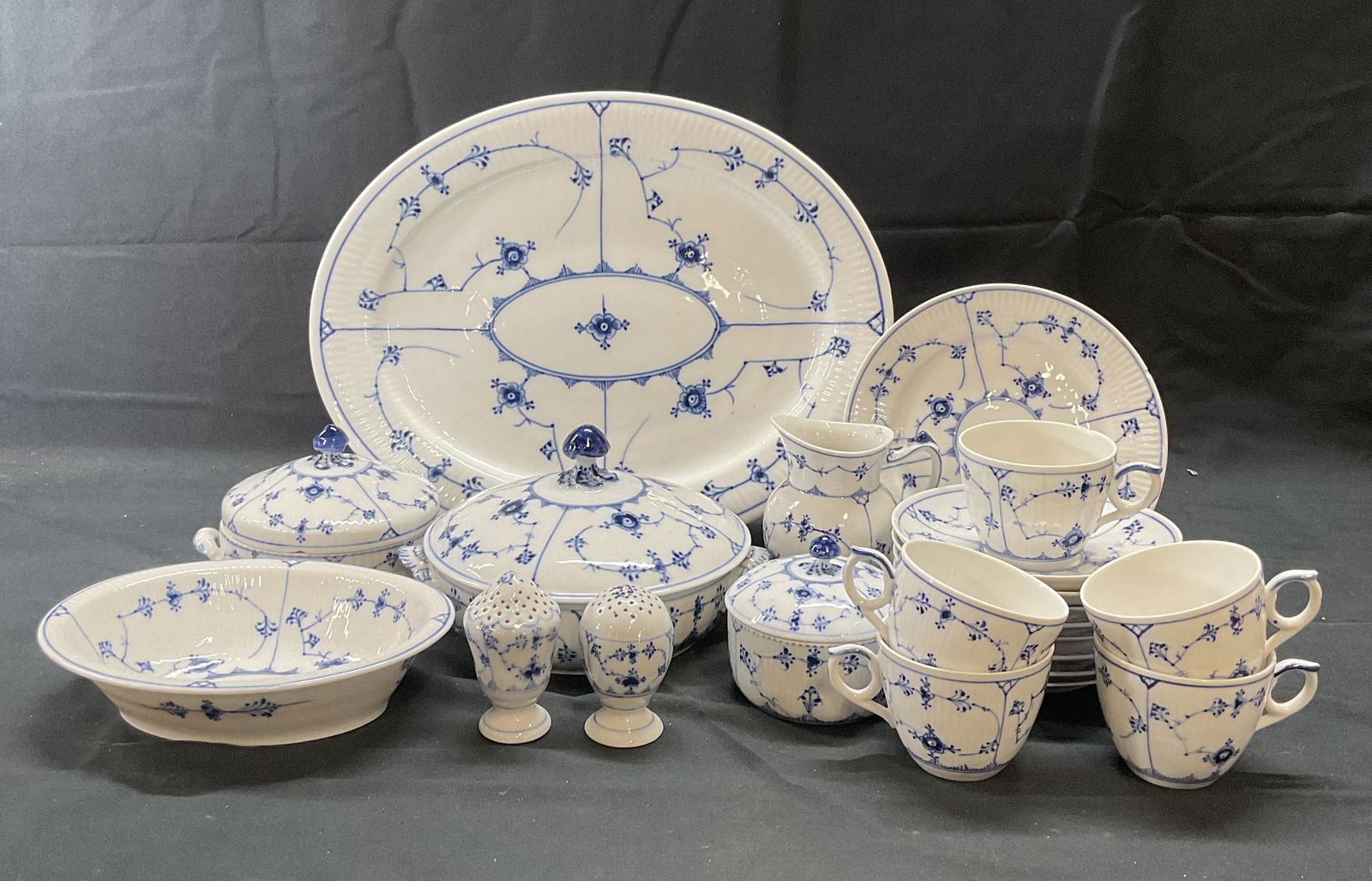 Set 22 Royal Copenhagen Porcelain Tableware (1 of 16)