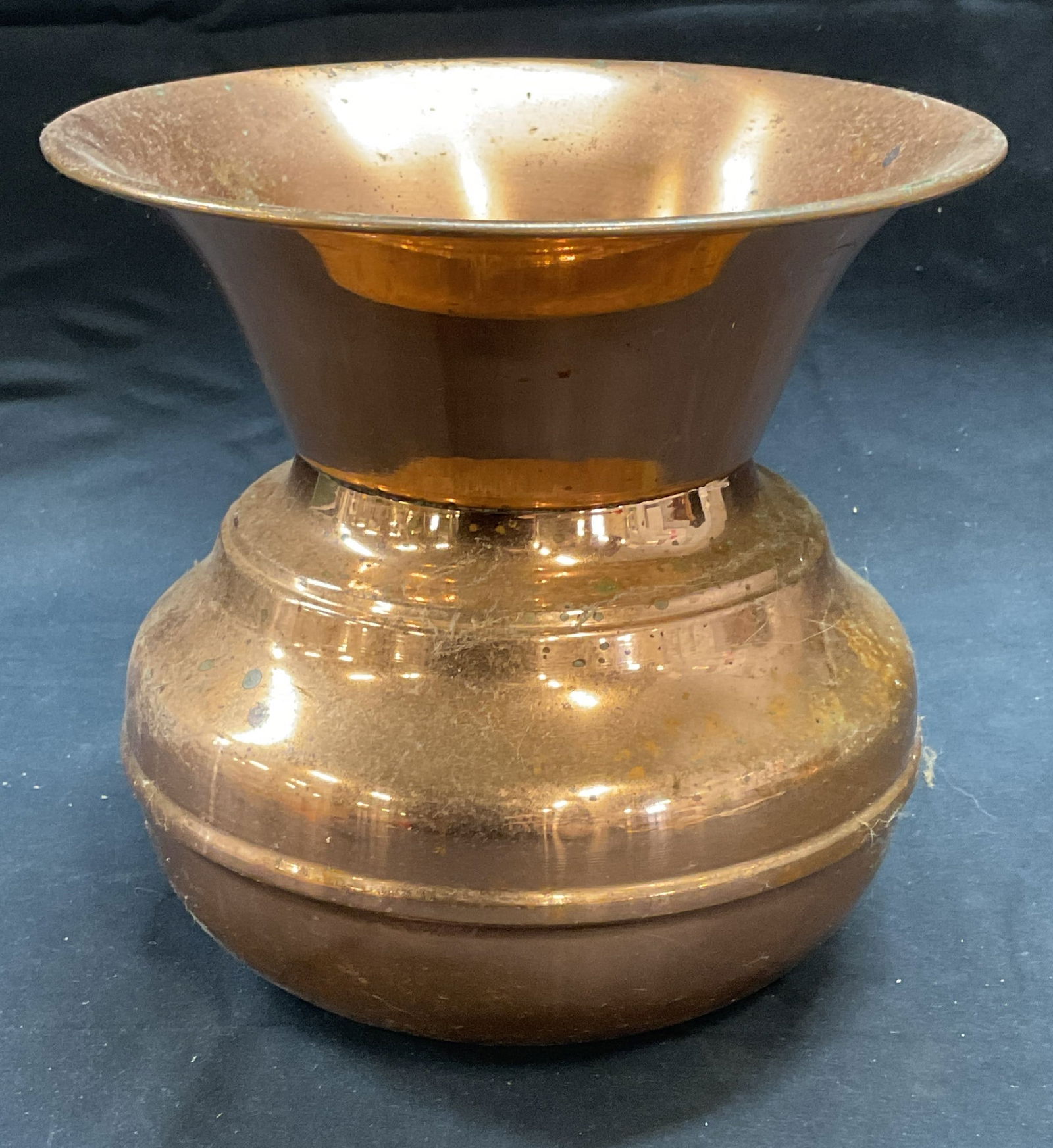 Vintage Solid Copper Spittoon, USA (1 of 6)